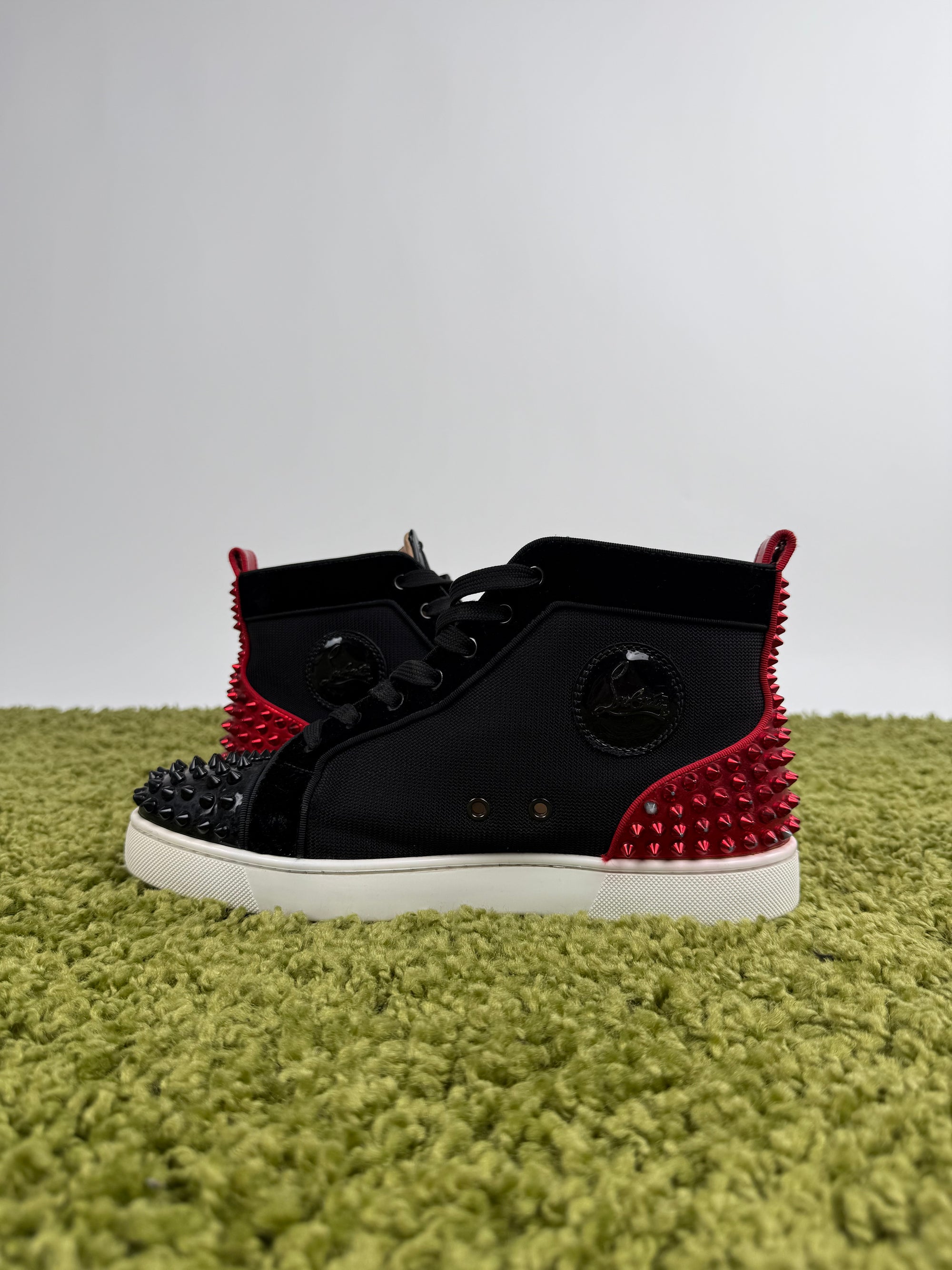 Christian Louboutin Spikes 42