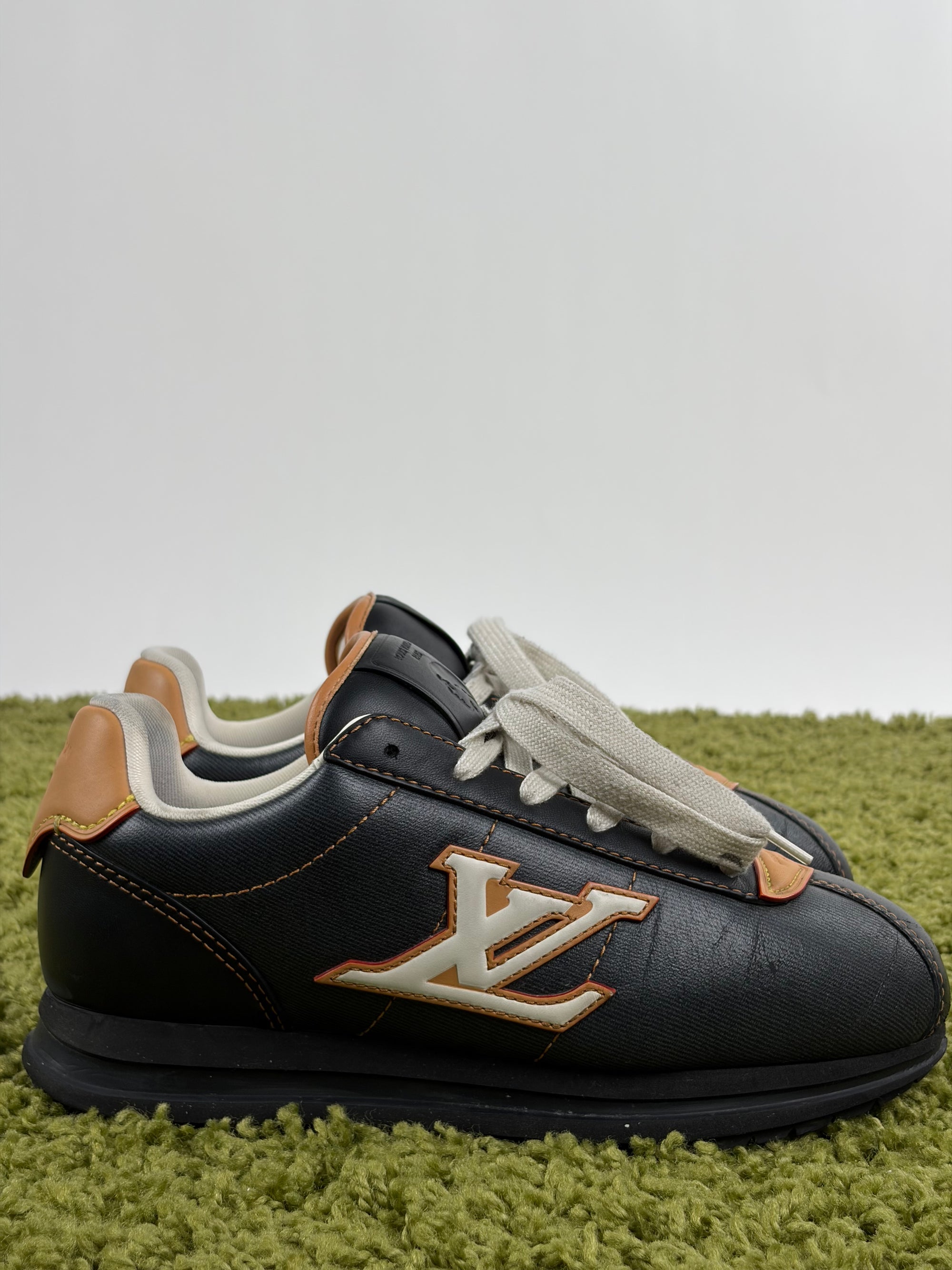 Louis vuitton buttersoft Size 6=40 calza 41