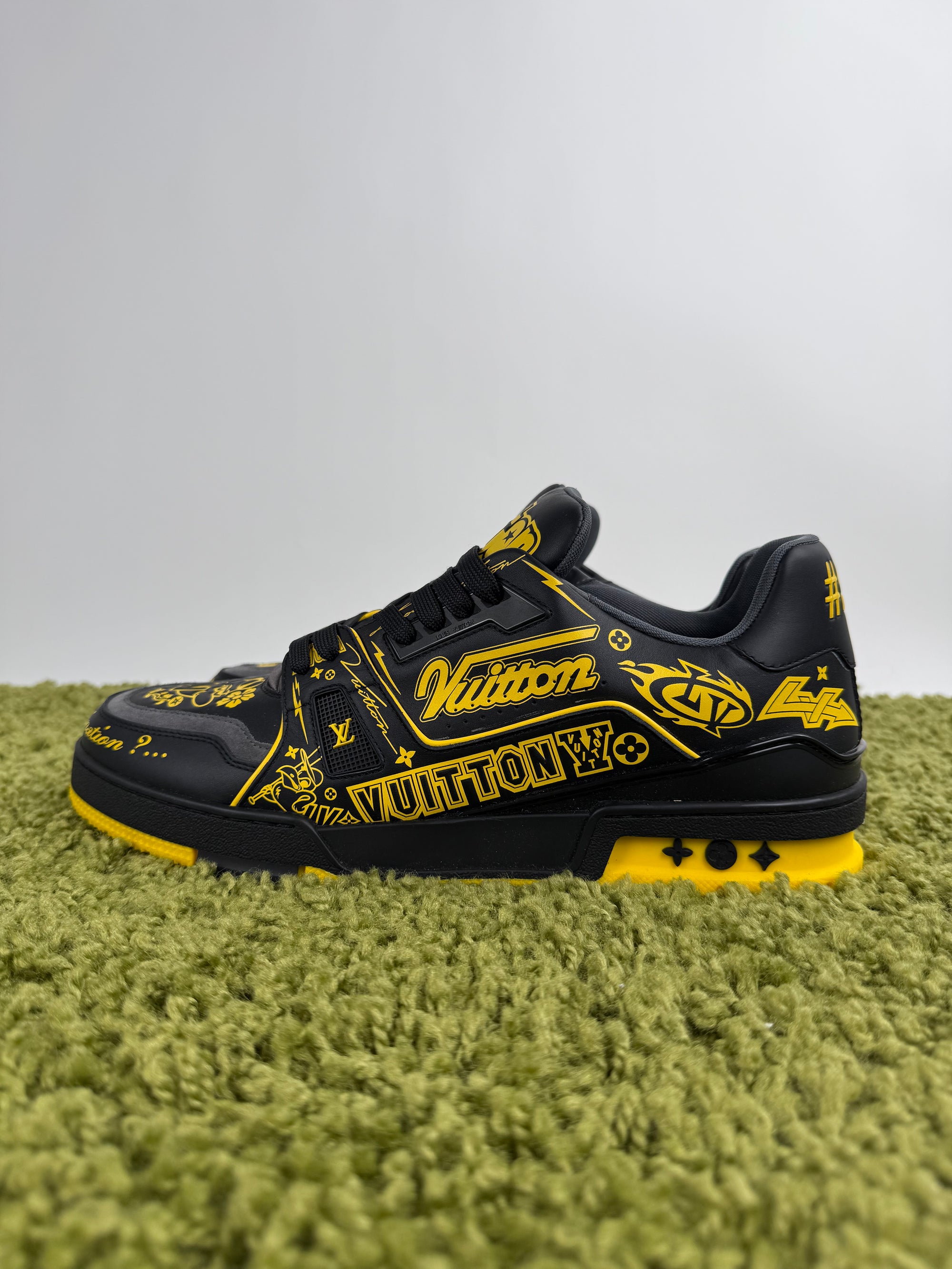 Louis Vuitton Trainer Nero Gialla 11