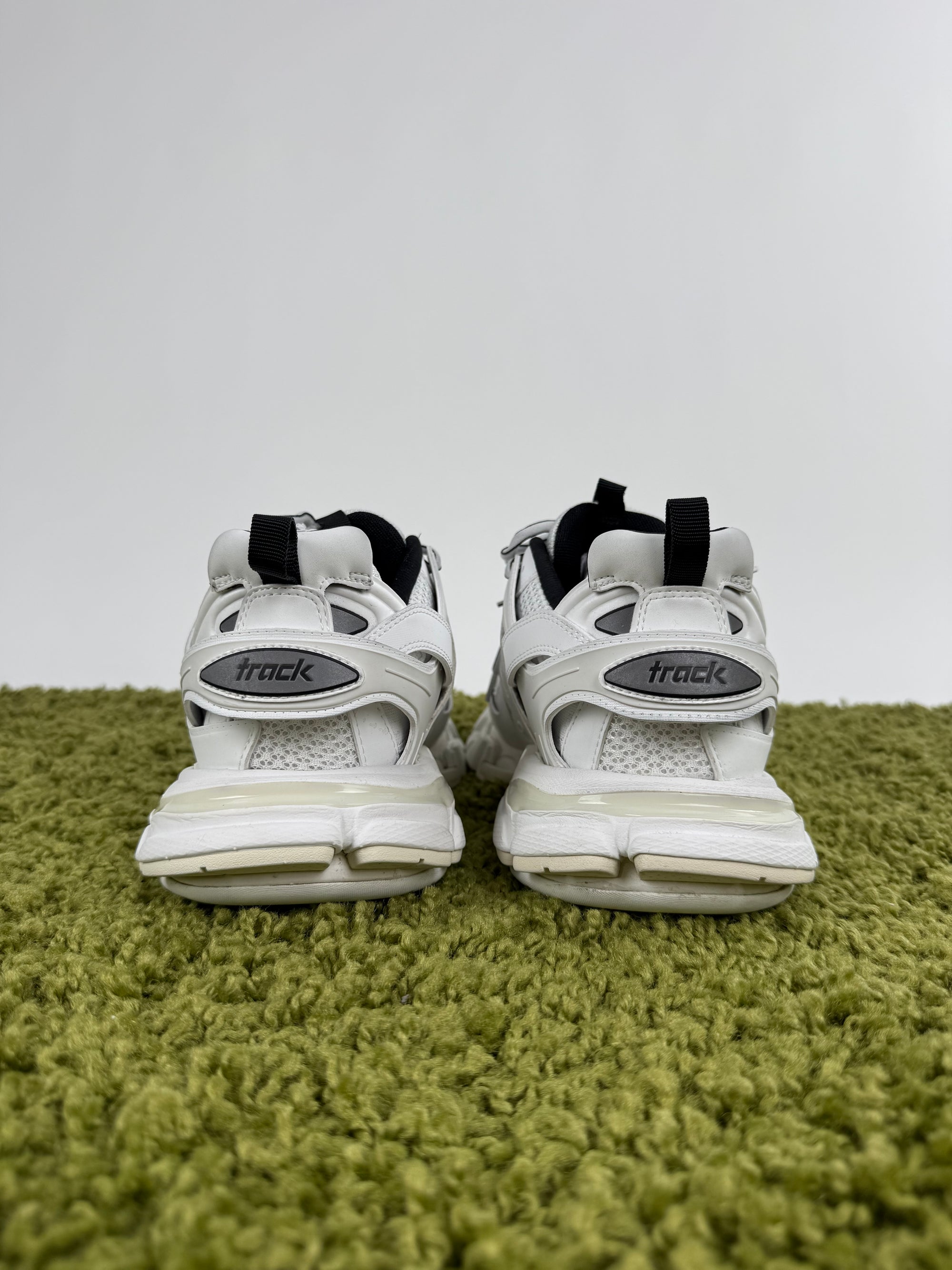 Balenciaga Track Bianca 42