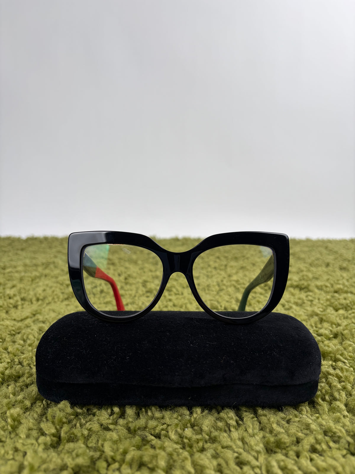 Occhiali Gucci Con montatura a farfalla in acetato nera Multicolor