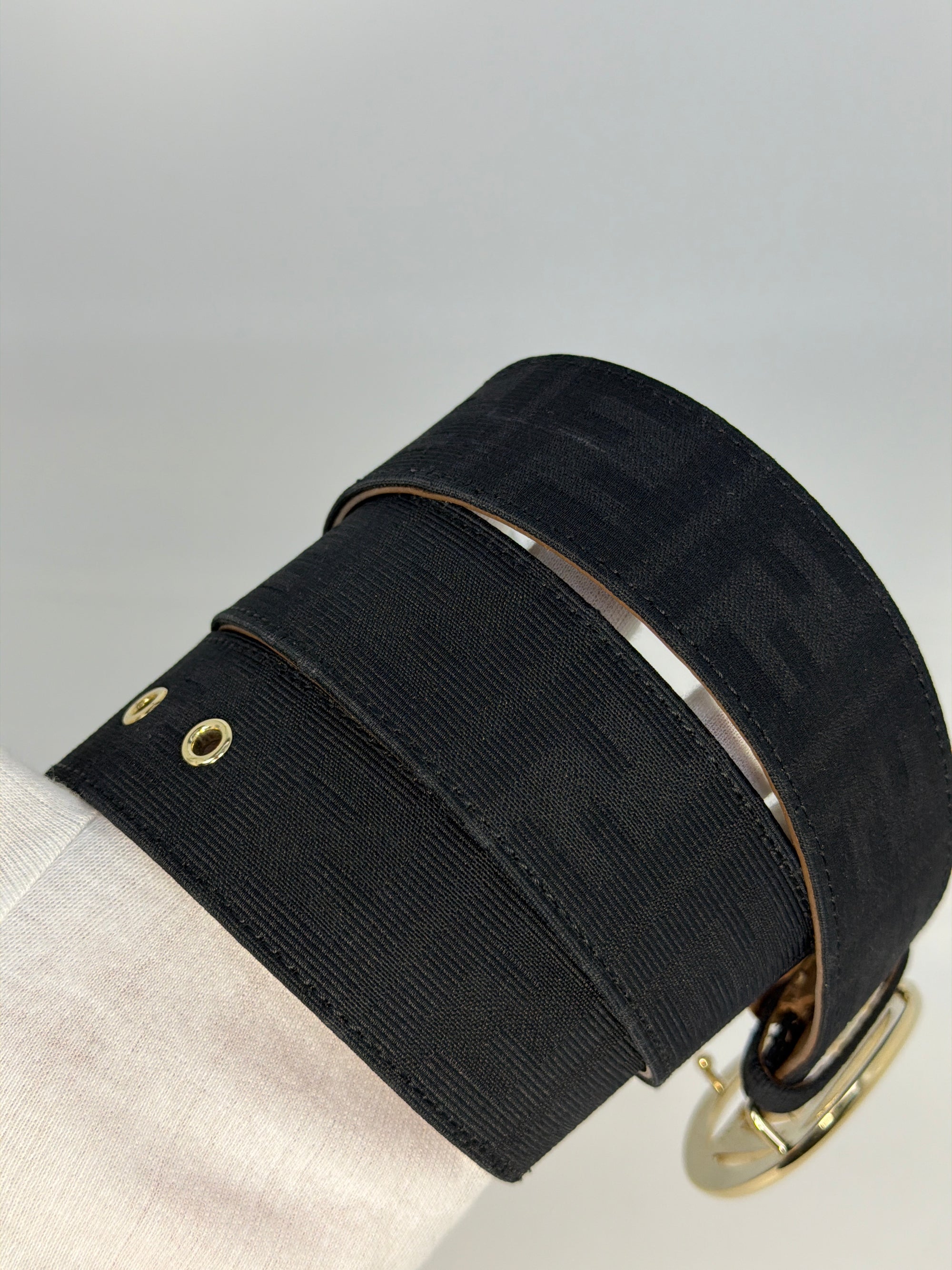 Cintura Fendi 95