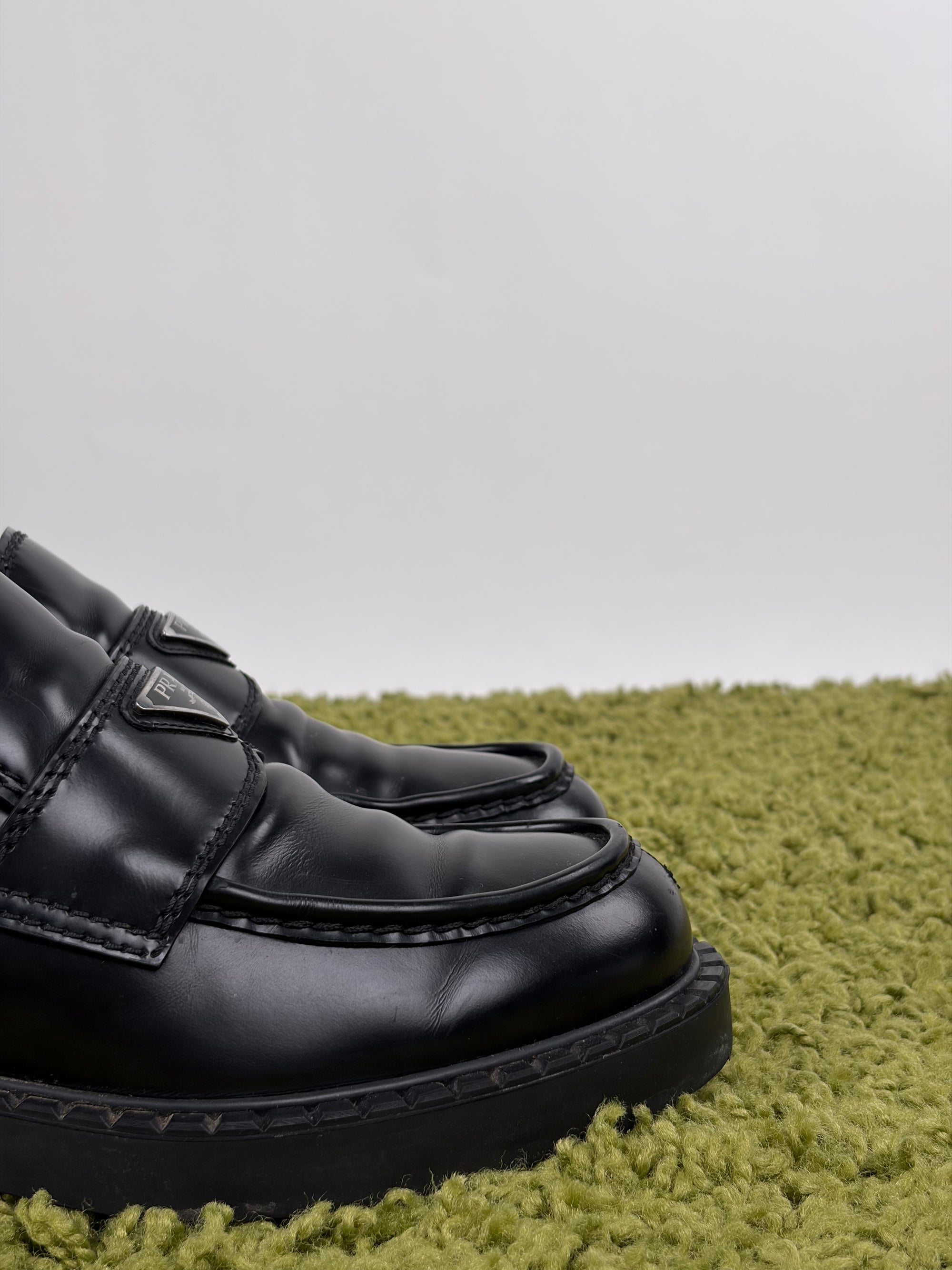 Mocassino Prada Size 7.5=41.5 neri