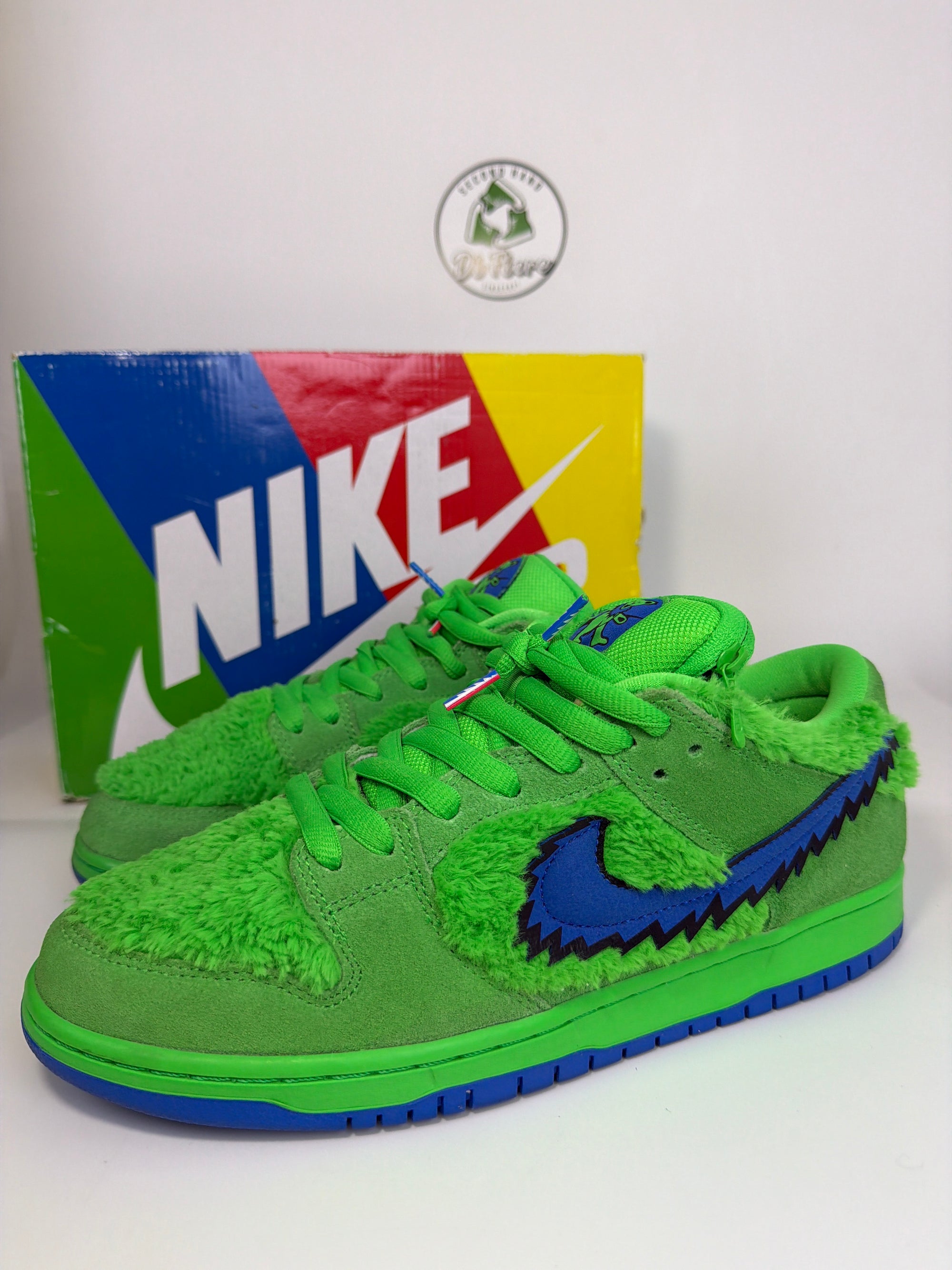 Nike sb dunk low grateful dead bears green