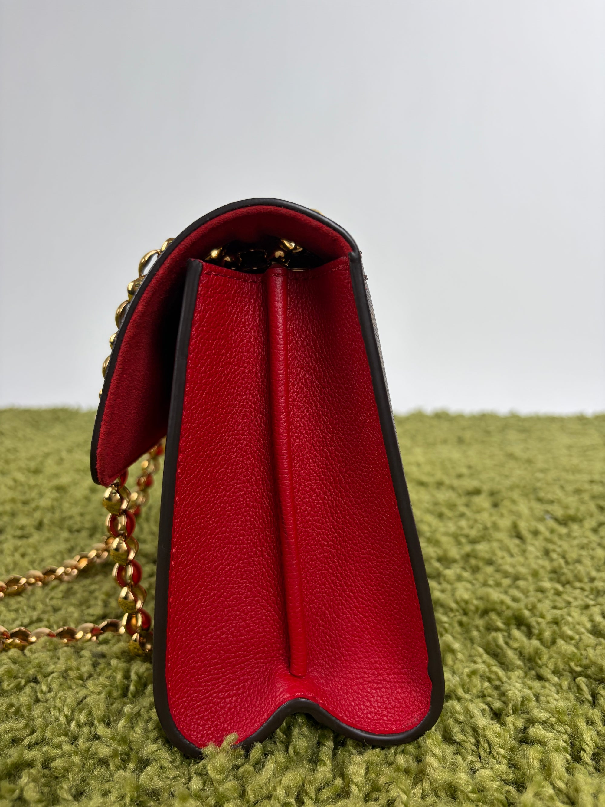 Borsa Louis Vuitton Victoire marrone rossa e oro