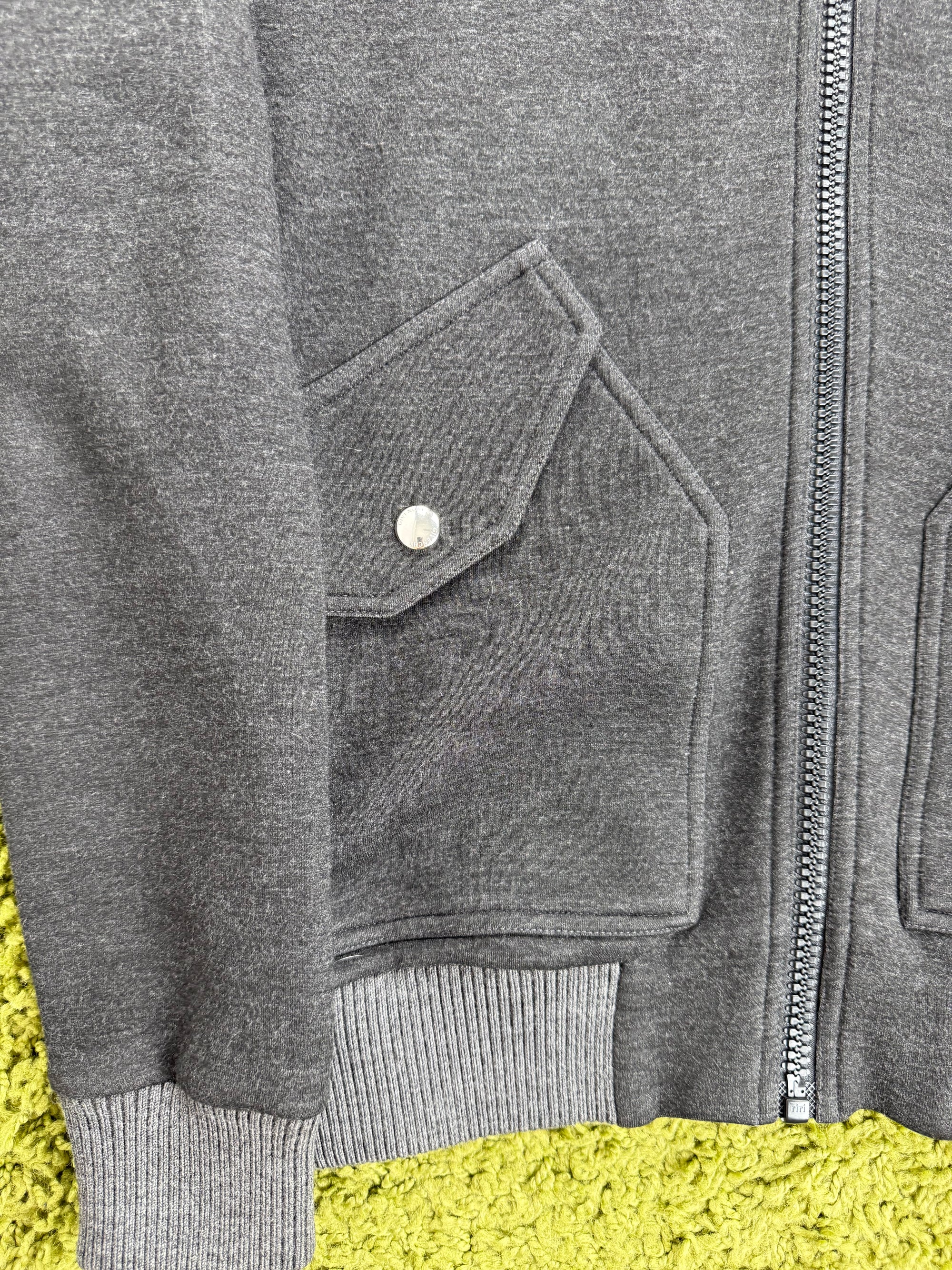 Bomber Givenchy Grigio guarda misure