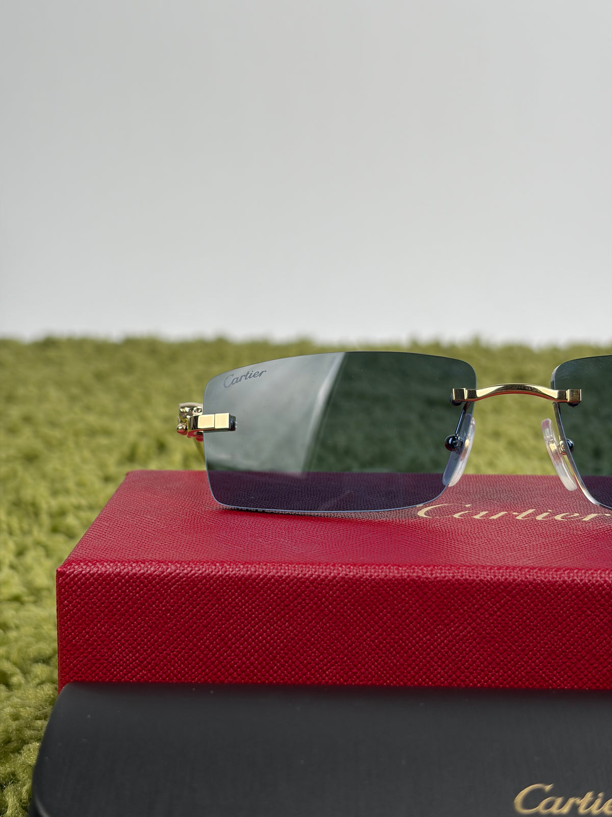 Occhiali da sole Cartier Pantère Oro con Lenti blu