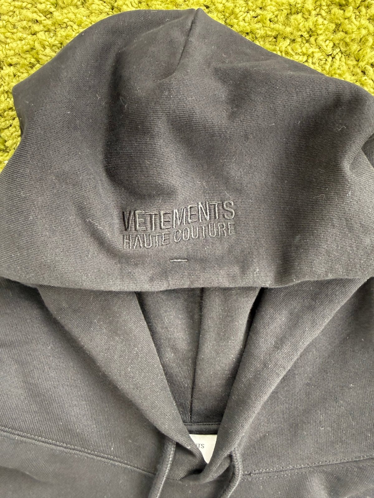 Felpa Vetements Haute Couture Nero M - Second Hand Di Fiore