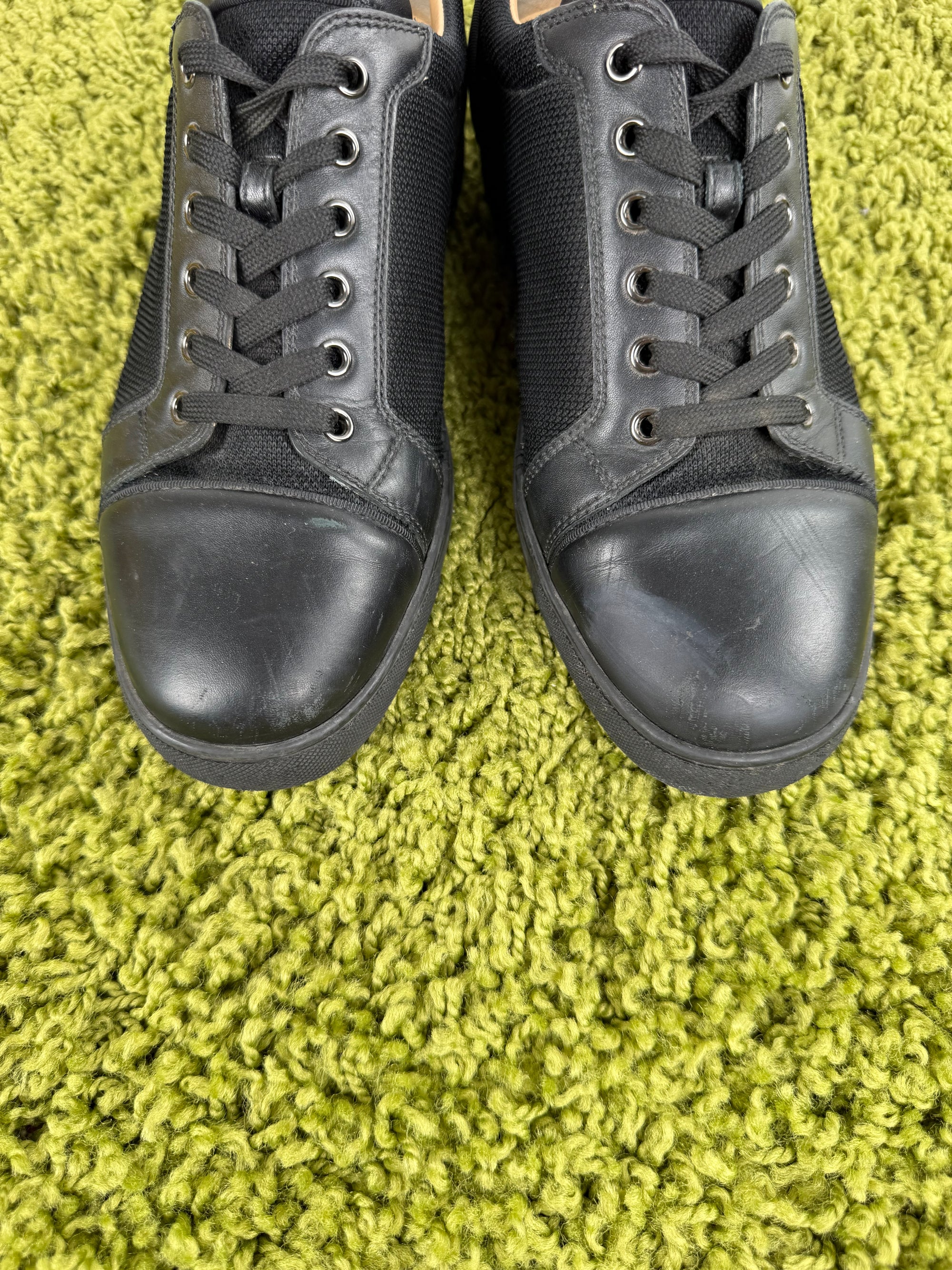 Christian Louboutin Low Nere 42