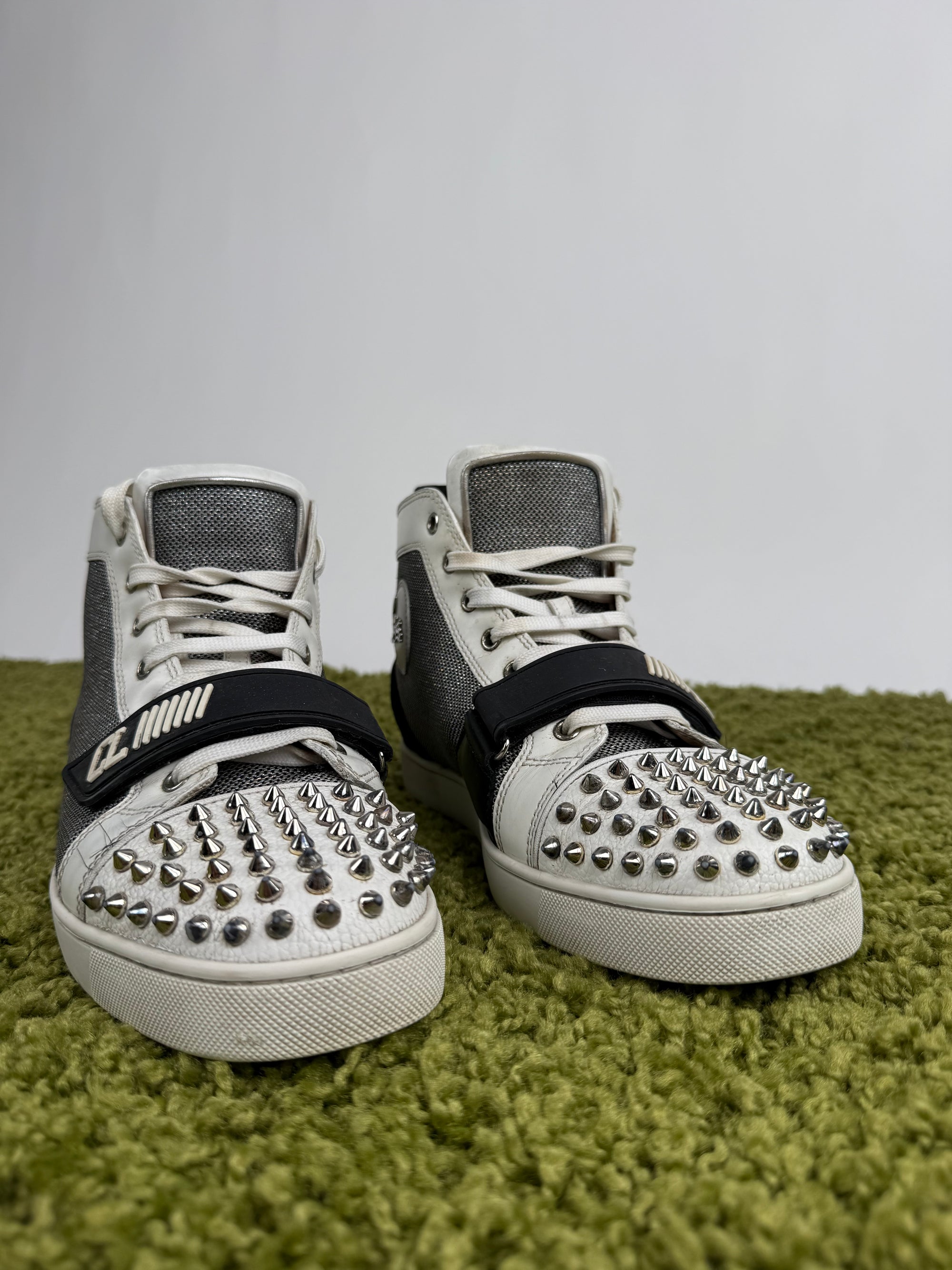 Louboutin Spikes Bianca 42.5