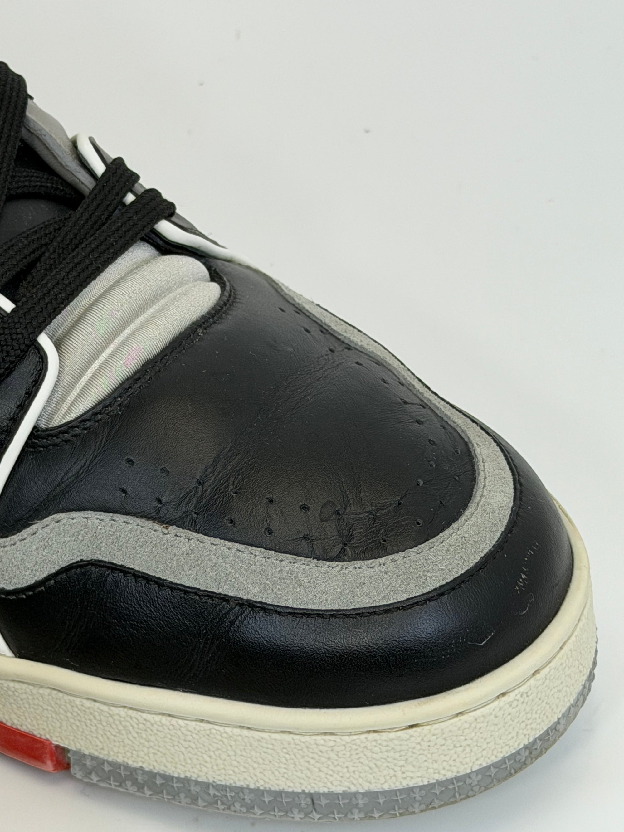 Louis Vuitton trainer