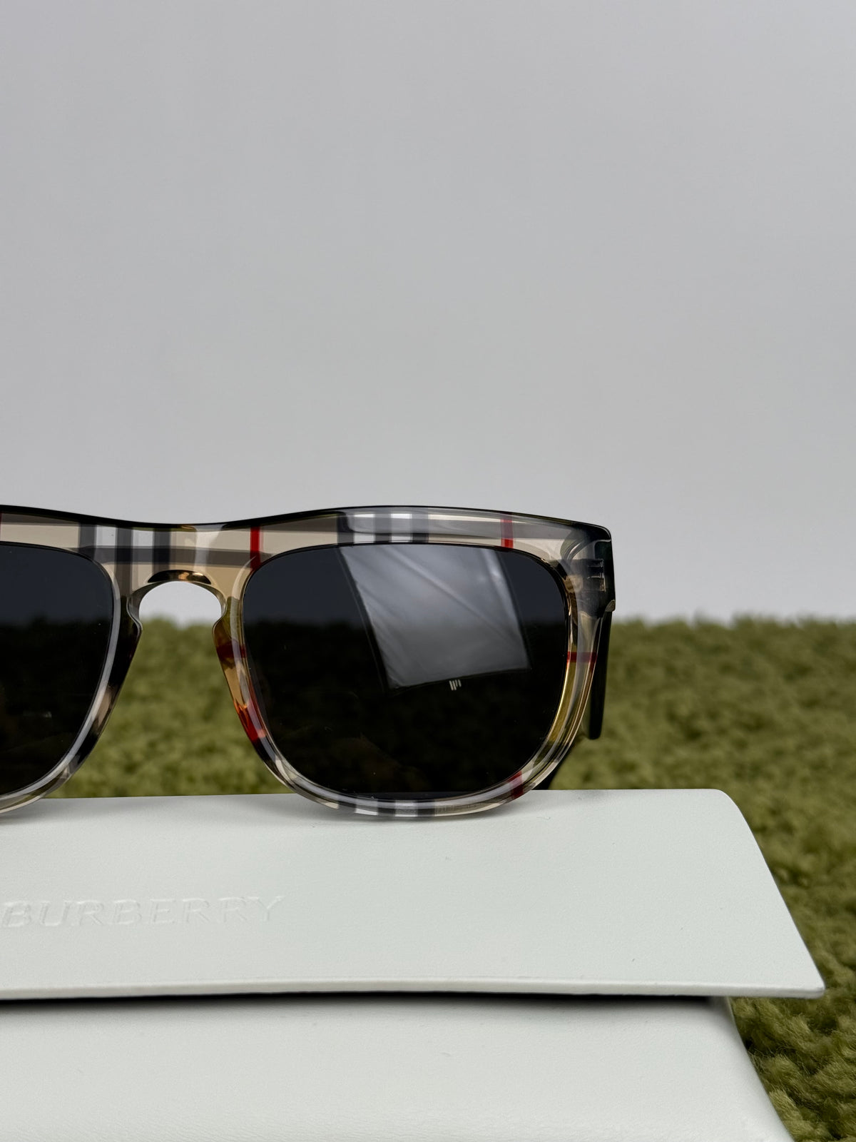 Occhiali da sole Burberry Beige