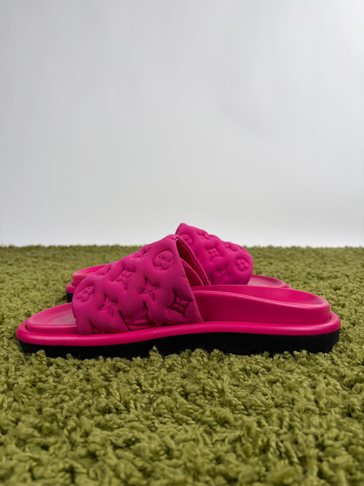Ciabatta Pool Pillow Louis Vuitton Rosa 42