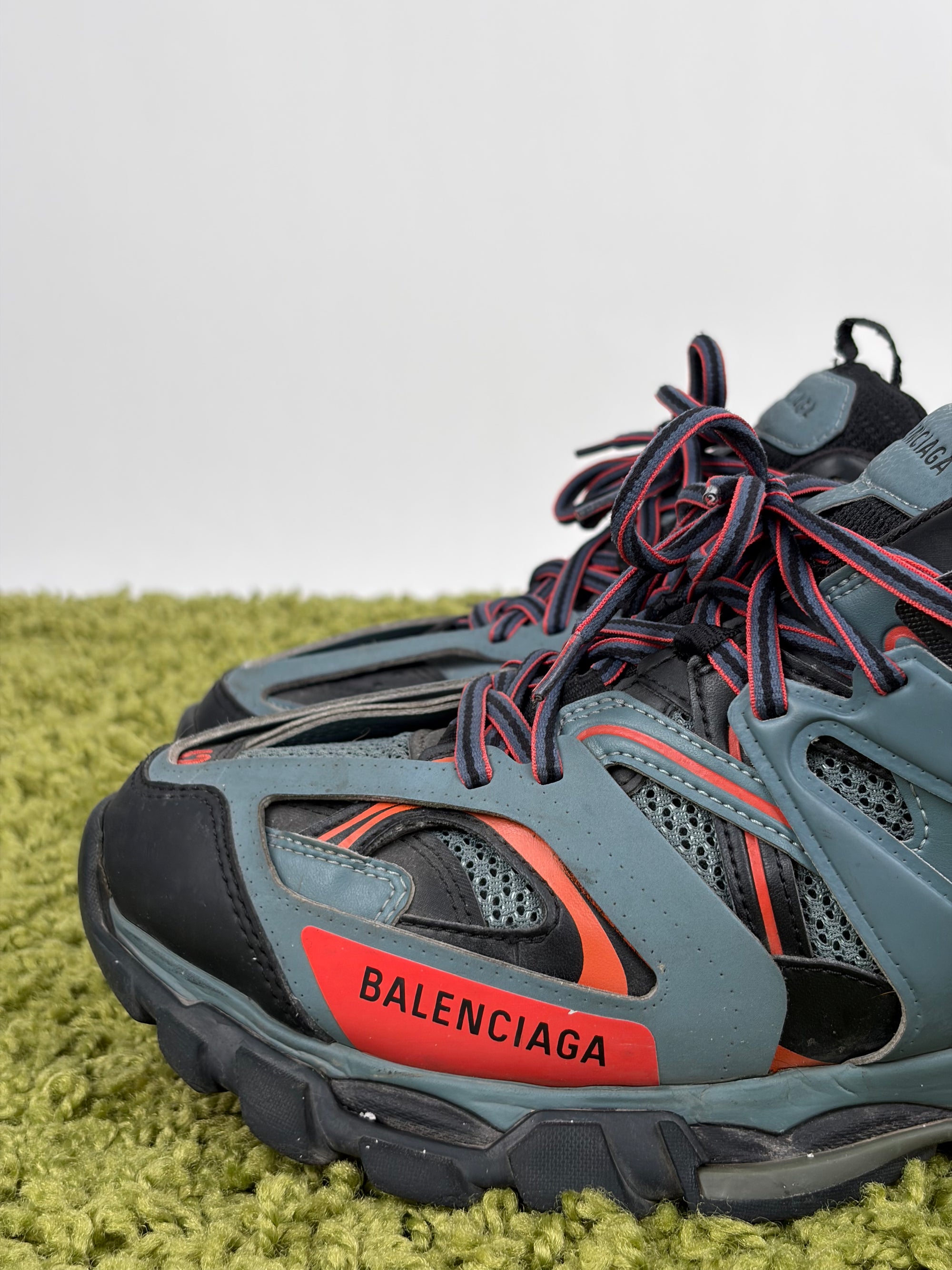 Balenciaga Track Size 42 rosse nere e blu