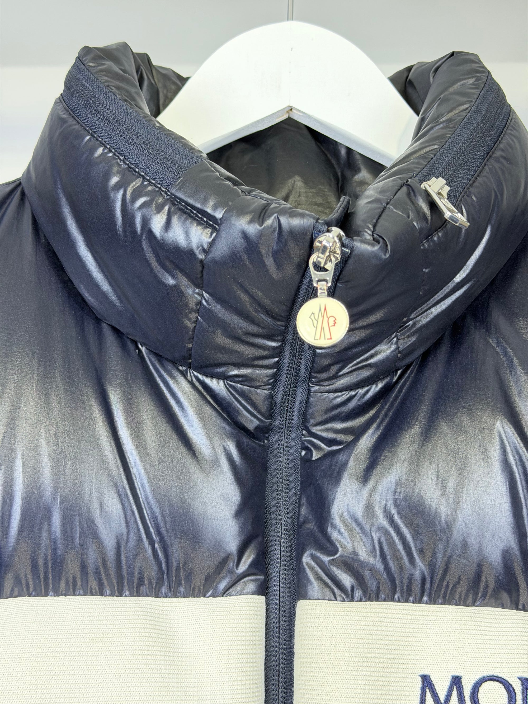 Moncler Size 3=M blu e bianco