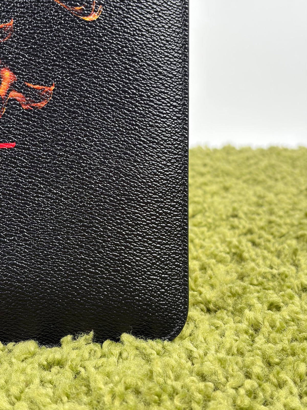 Pochette Givenchy Leo in pelle Nero