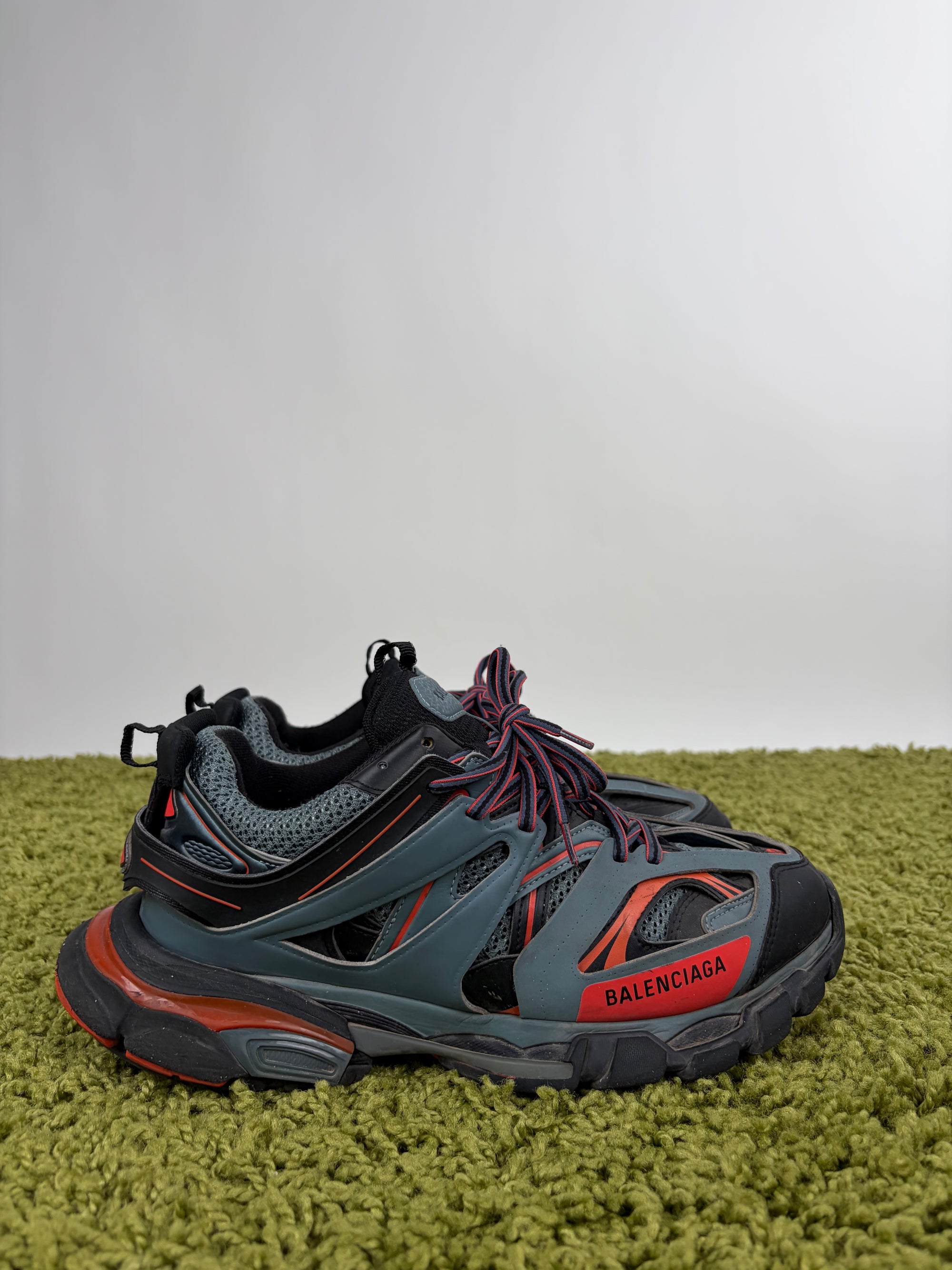 Balenciaga Track Size 42 rosse nere e blu