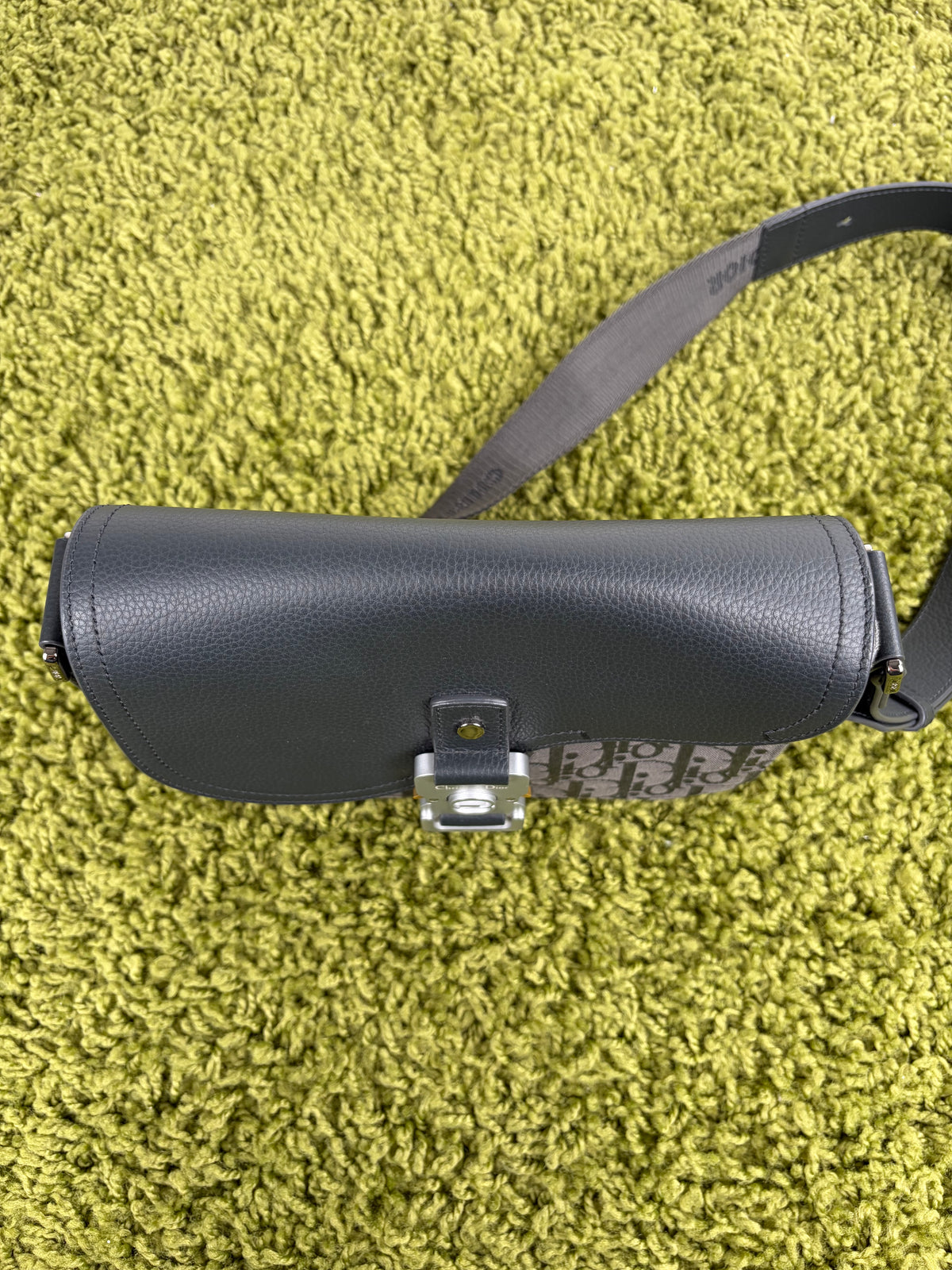Borsa Christian Dior Saddle con pattina Grigia