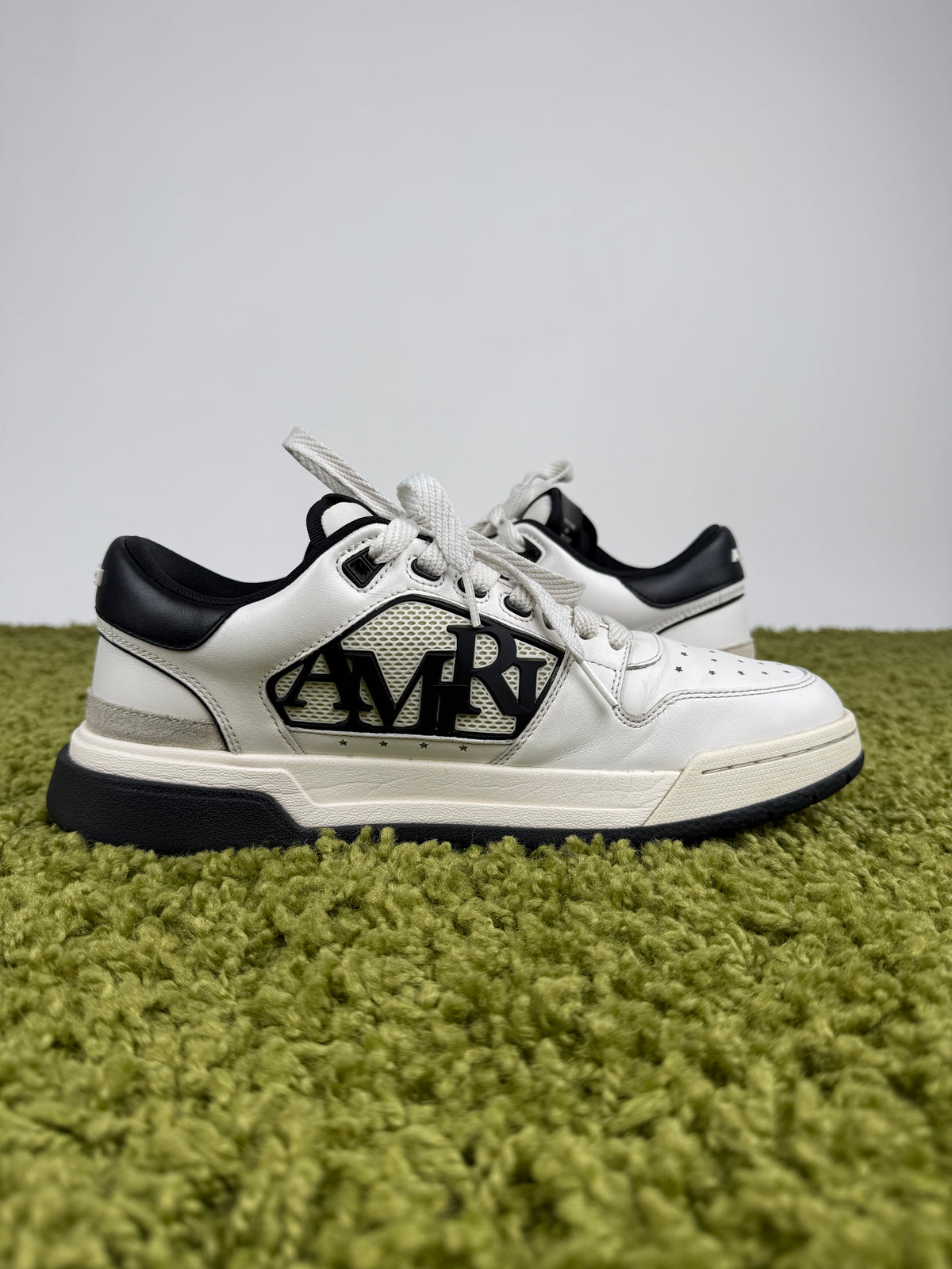 Amiri Classic Low Bianca 43