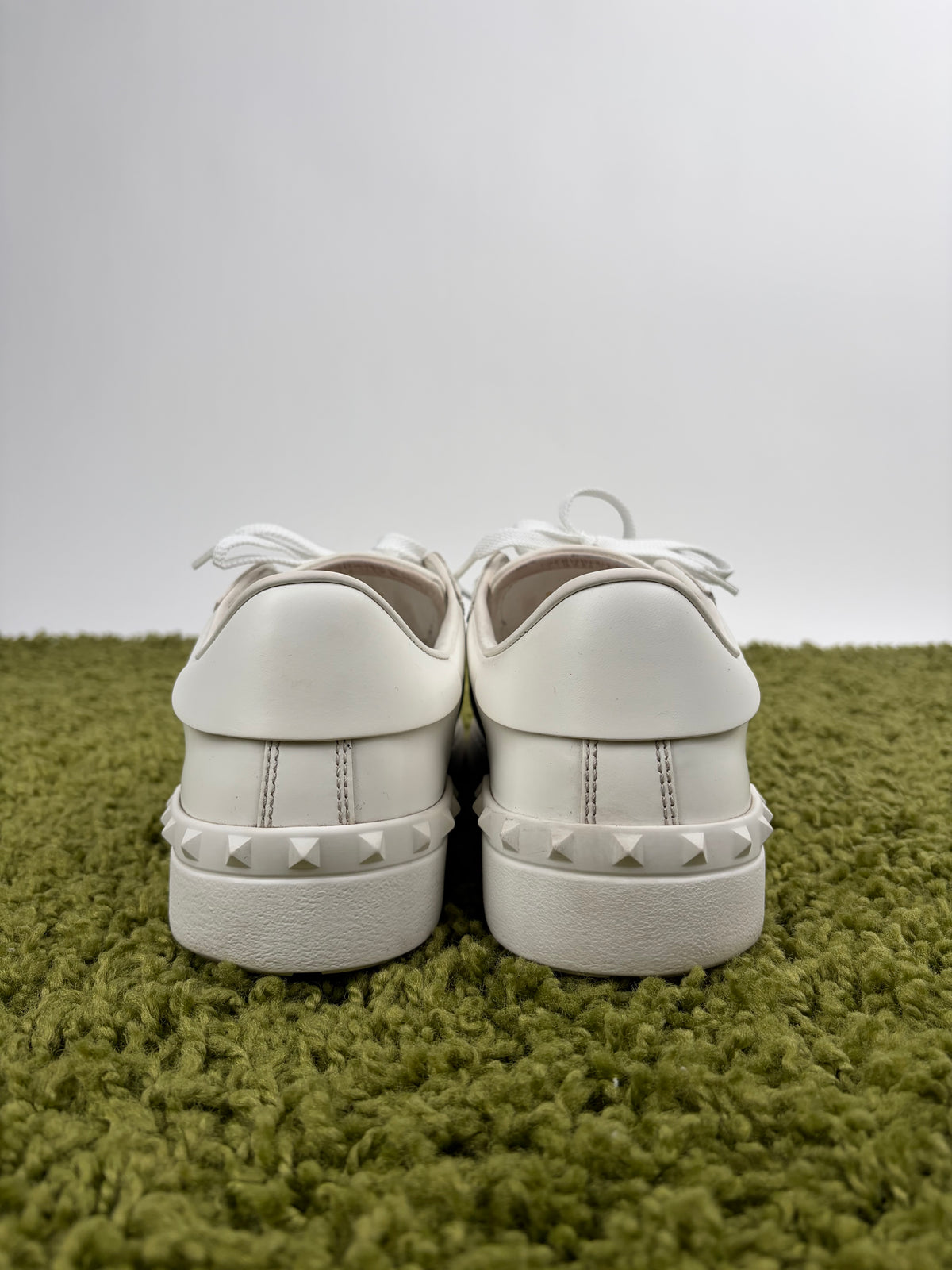 Valentino Garavani Rockstud Bianca 42