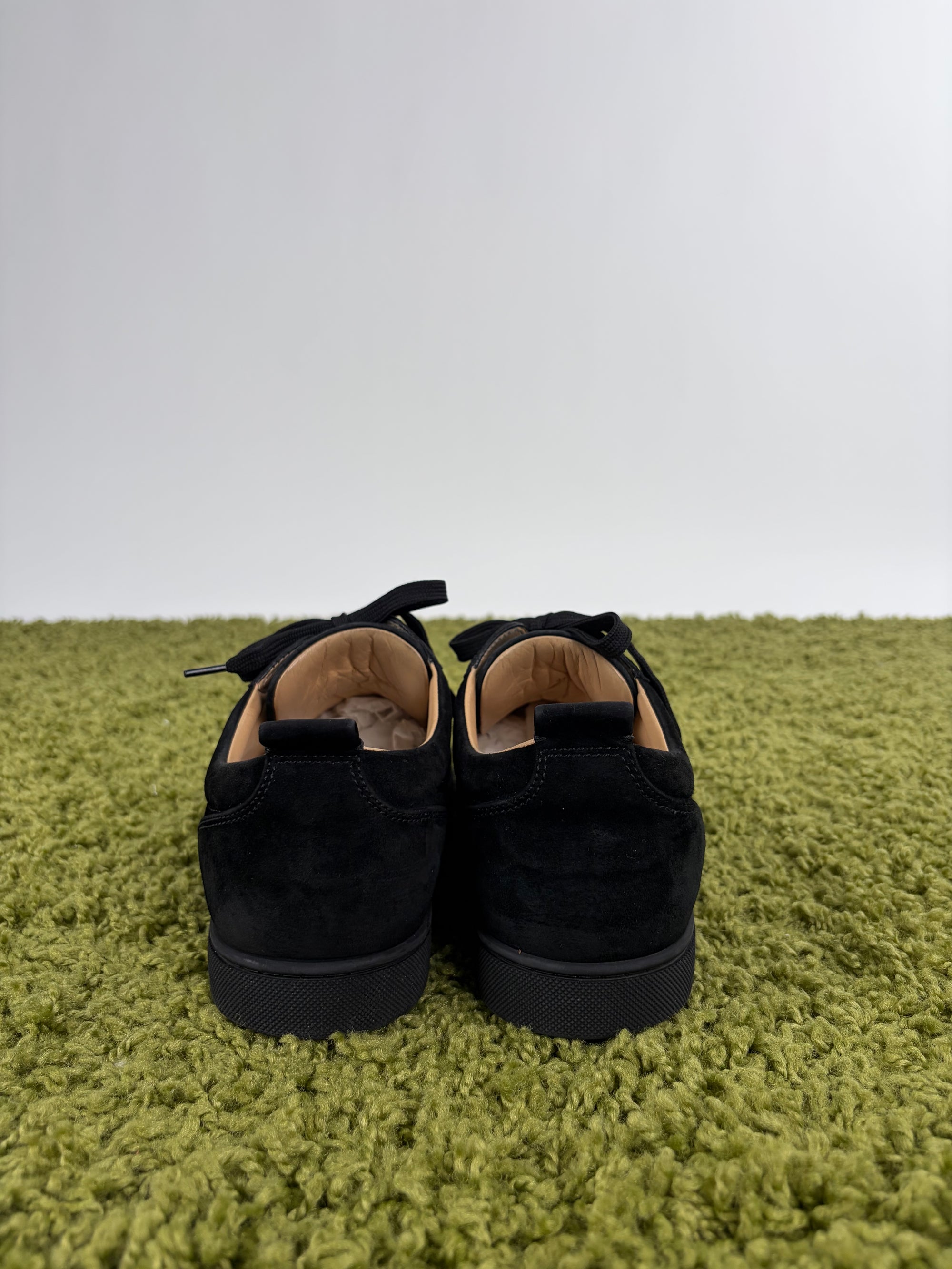 Louboutin basse Size 41 nere