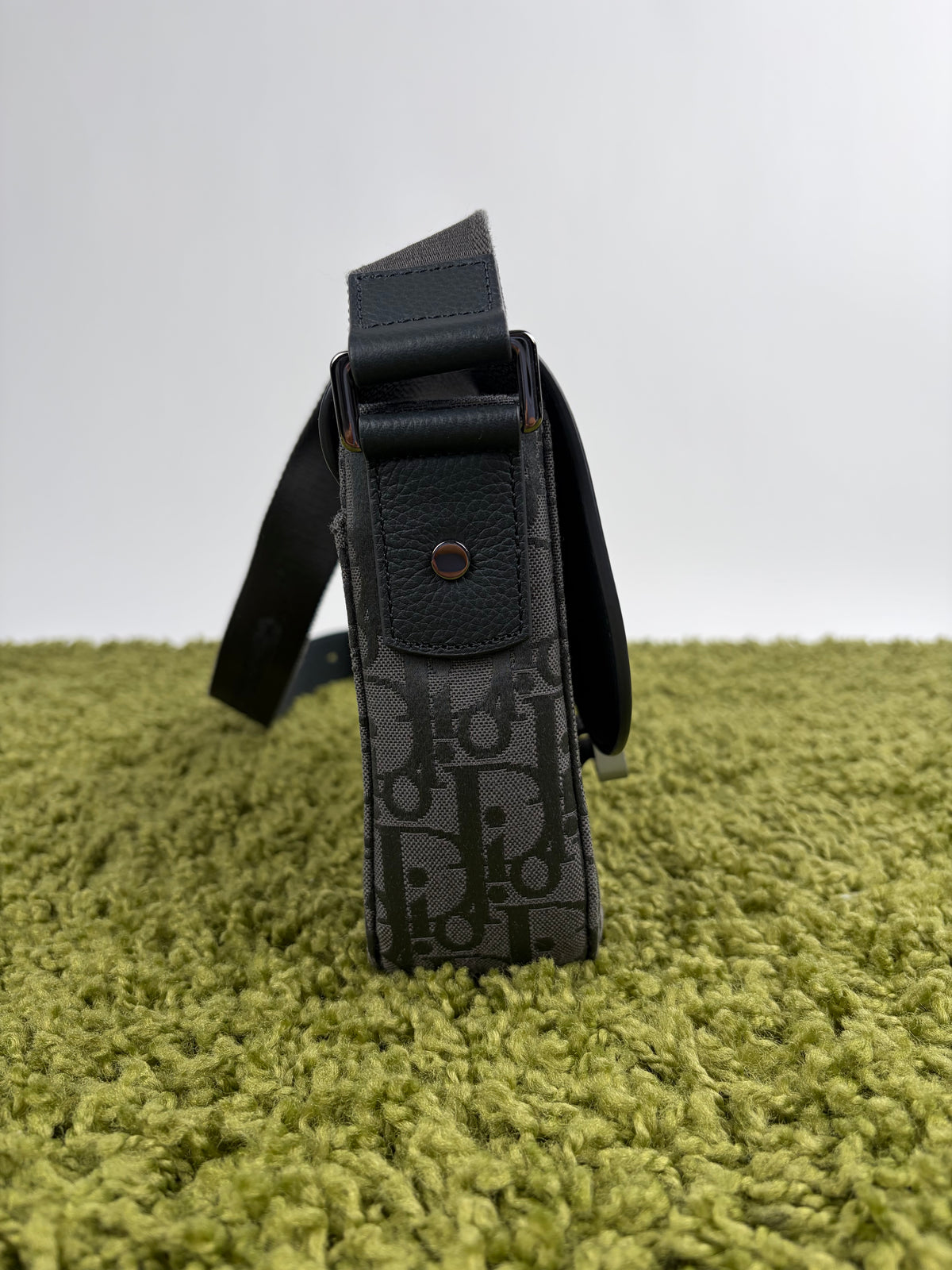 Borsa Christian Dior Saddle con pattina Grigia