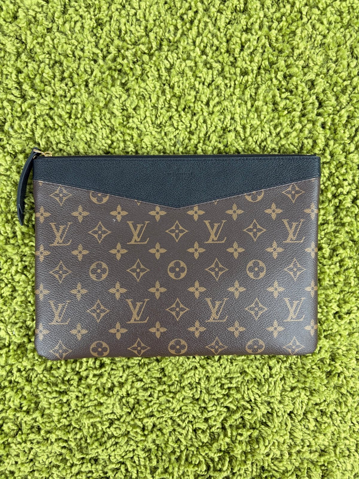 Pochette Louis Vuitton marrone e nera - Second Hand Di Fiore
