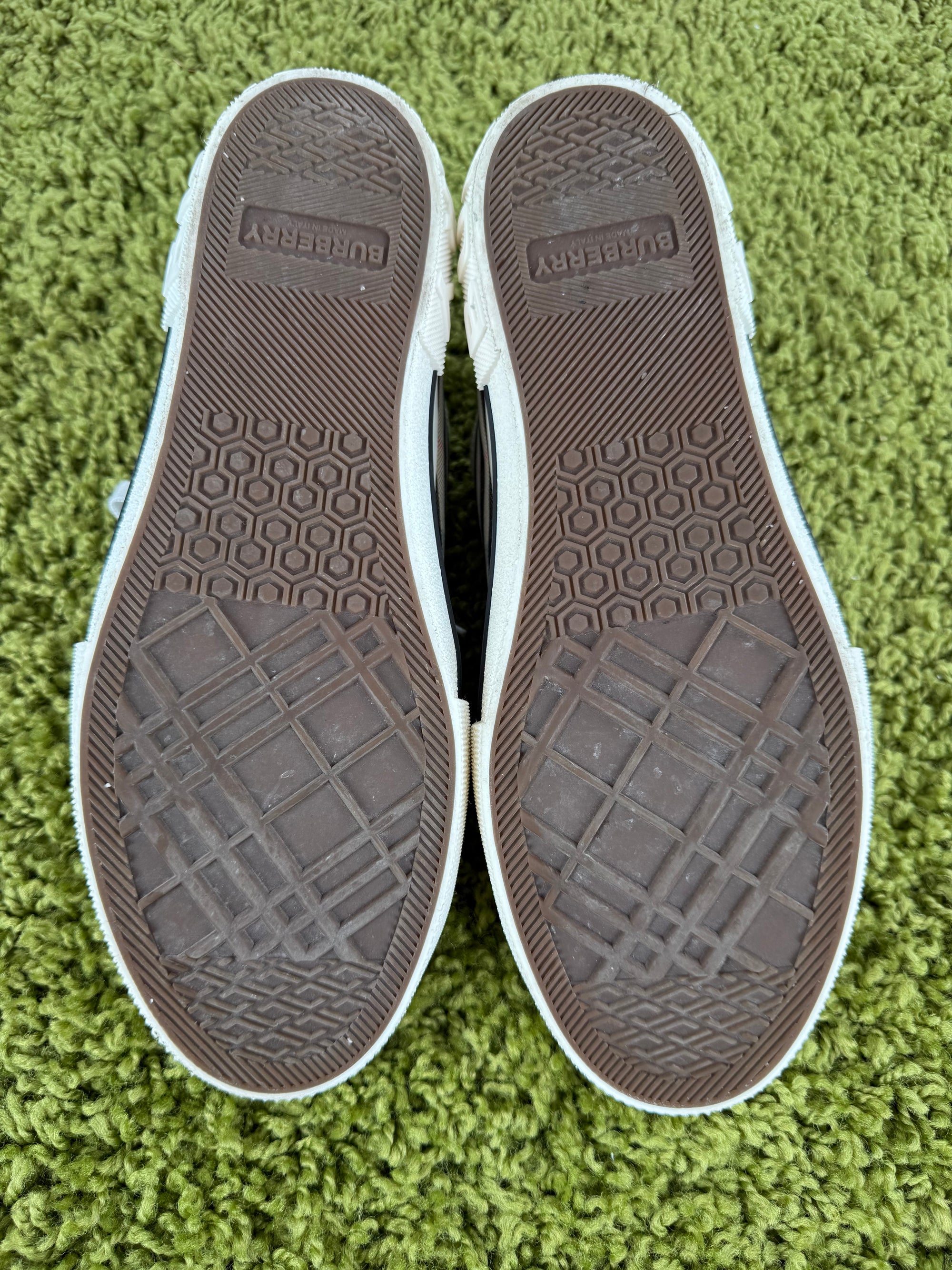 Burberry Check Beige 44