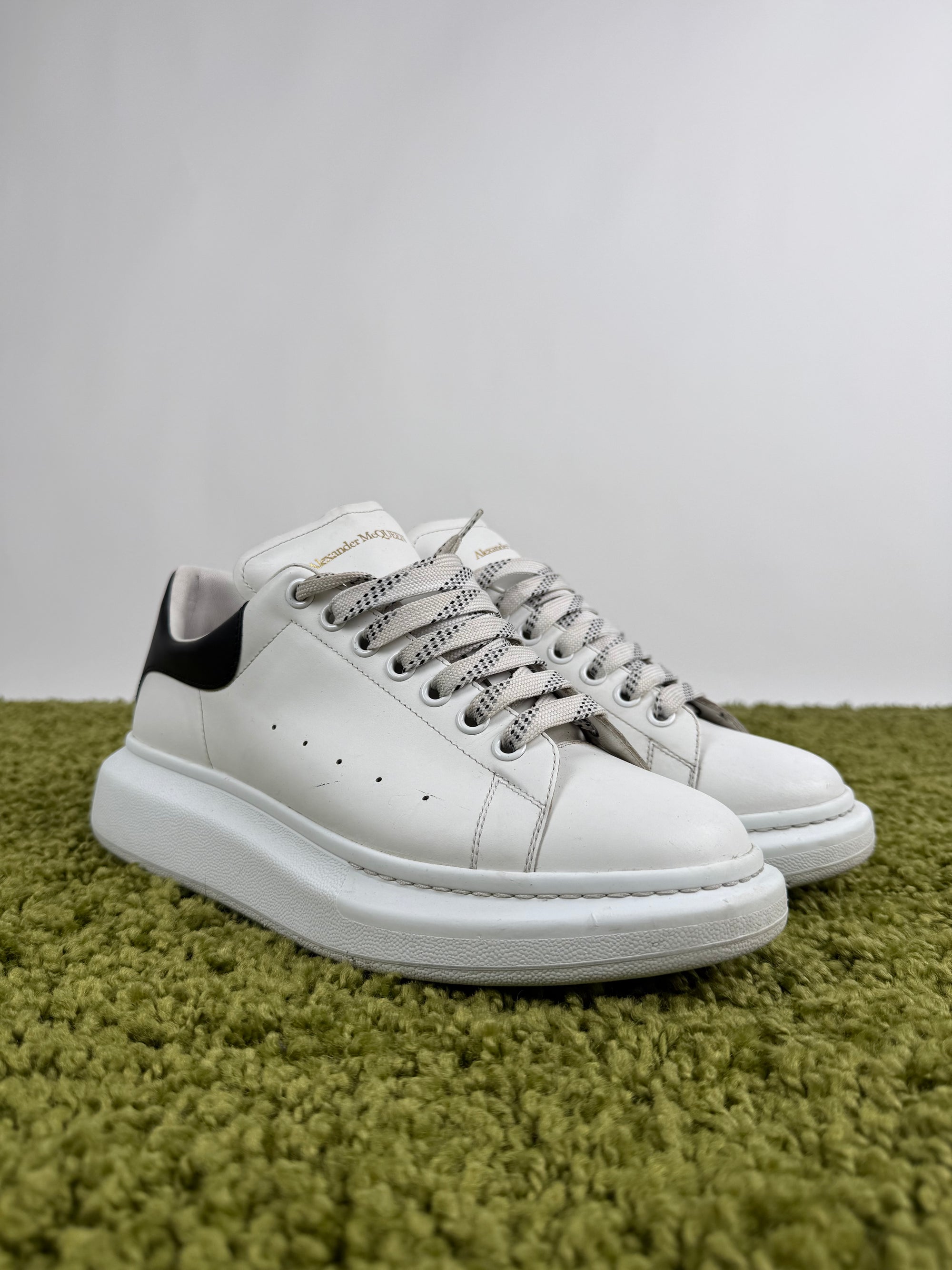 Alexander Mcqueen Sneaker 43