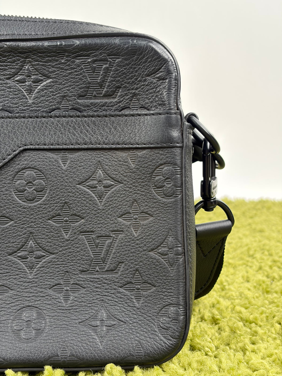 Borsa Louis Vuitton Messenger Trio Nera