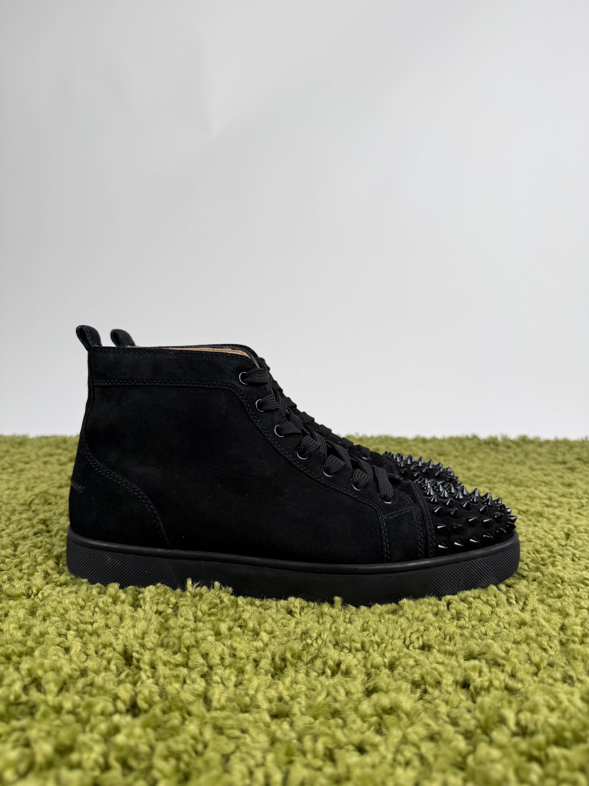 Christian Louboutin spike sneaker 41