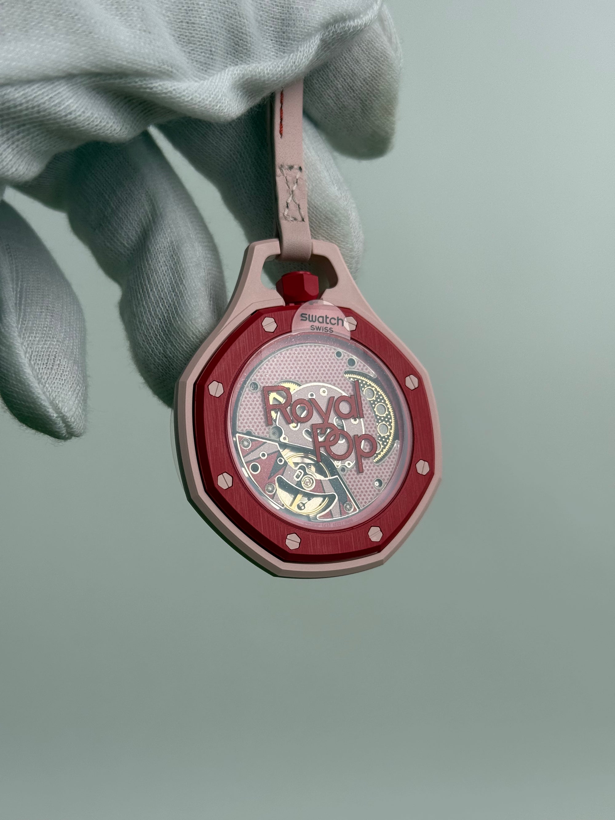 Audemars Piguet x Swatch della collezione Bioceramic Royal Pop