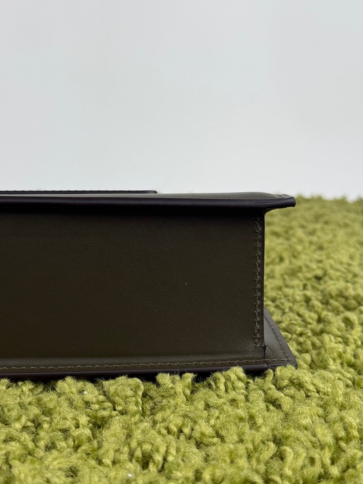 Jacquemus La Grande Bambino Verde Scuro - Second Hand Di Fiore