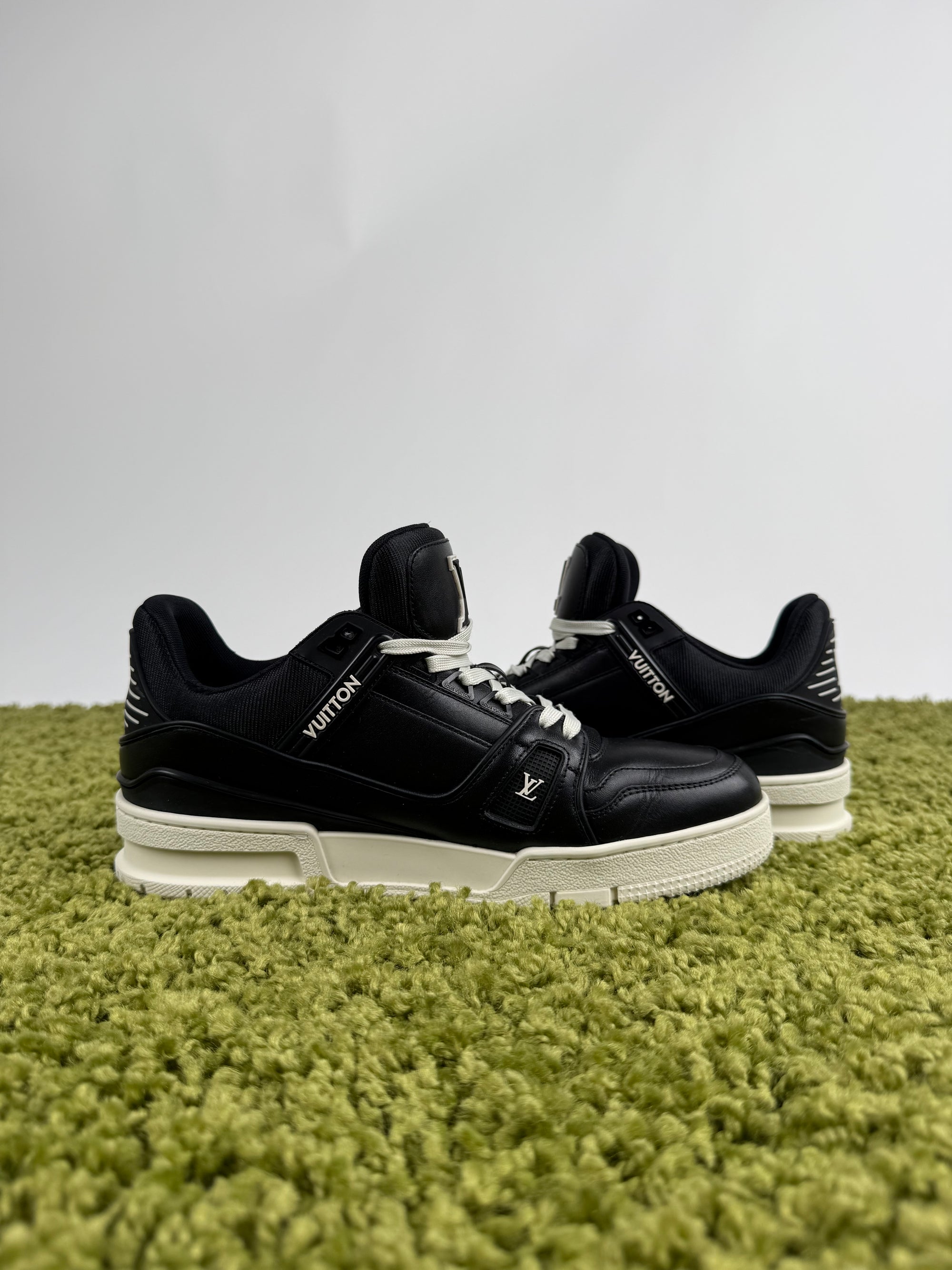 Louis Vuitton Trainer 40 veste 41