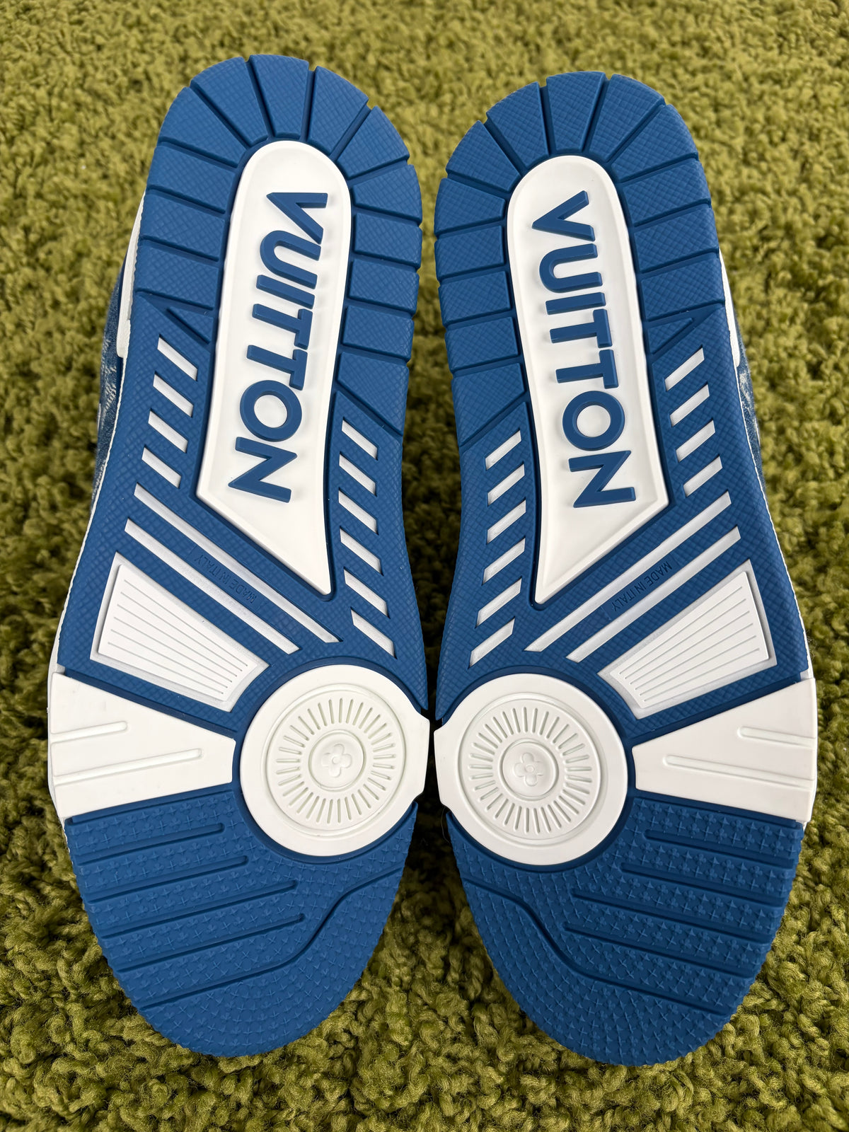 Louis Vuitton Trainer in Denim 6.5