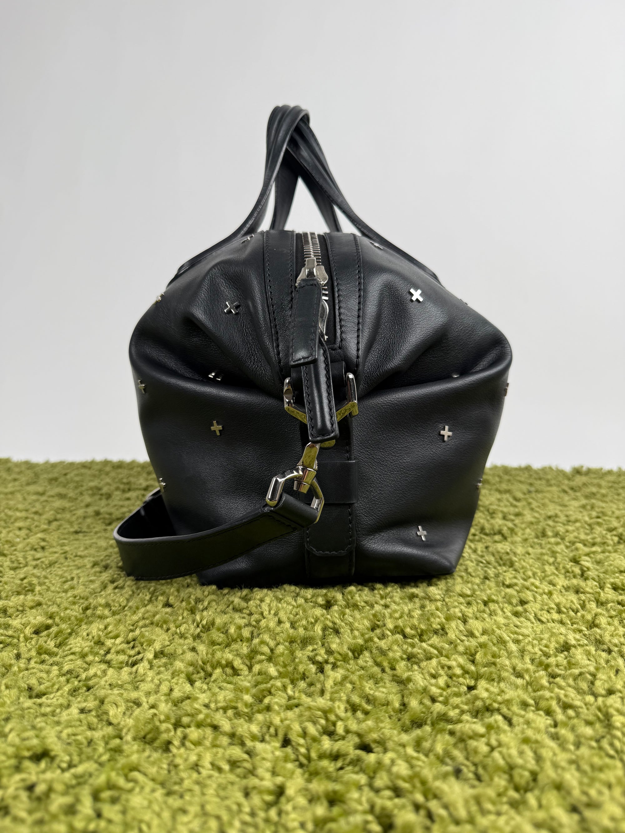 Borsa Givenchy Nightingale In pelle Nera