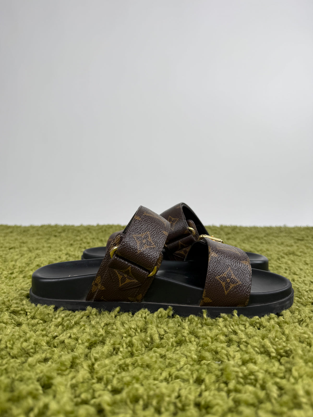 Mule Bom Dia  Louis Vuitton Marrone