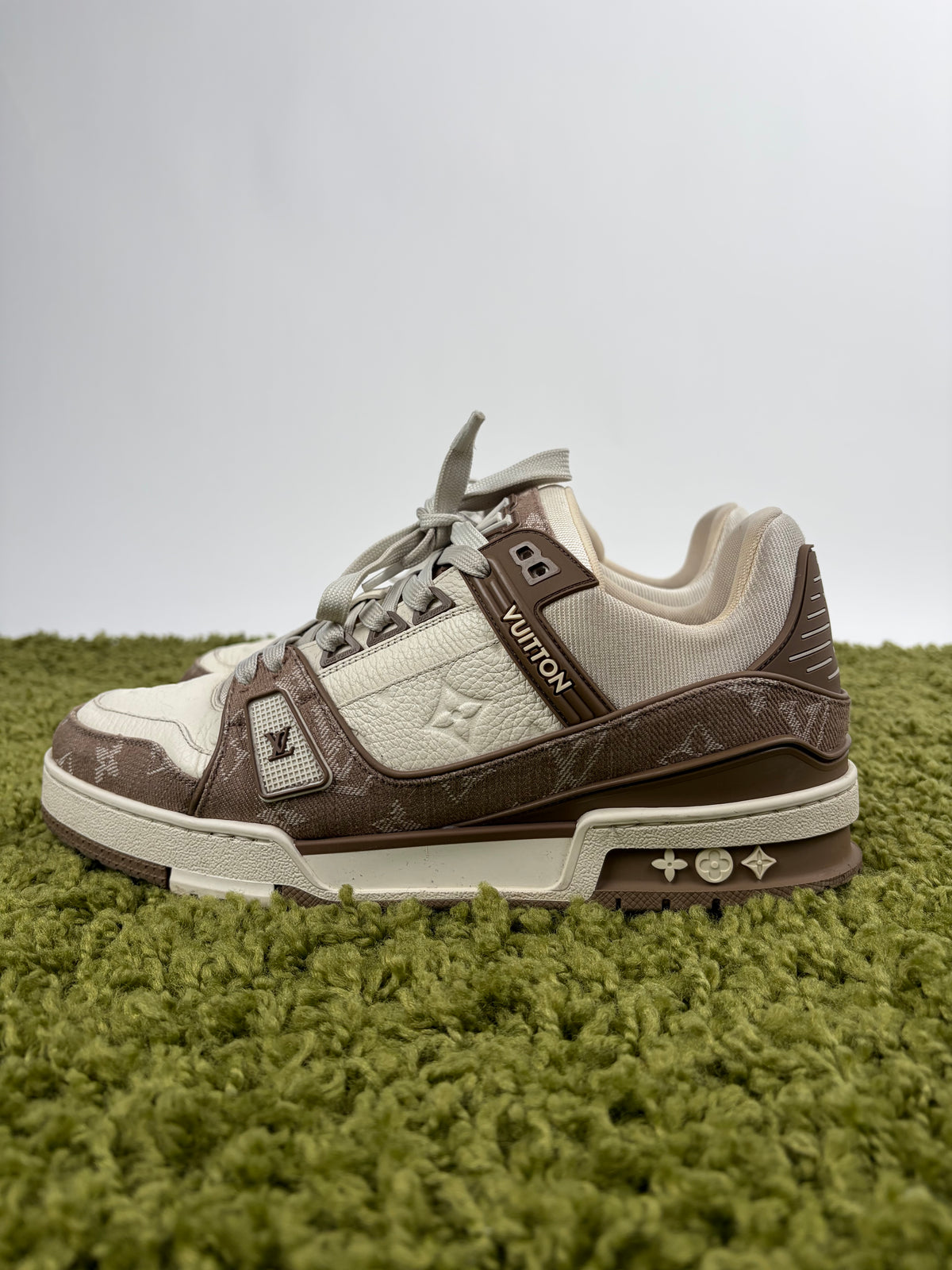 Louis Vuitton Trainer in Denim Marrone 7.5