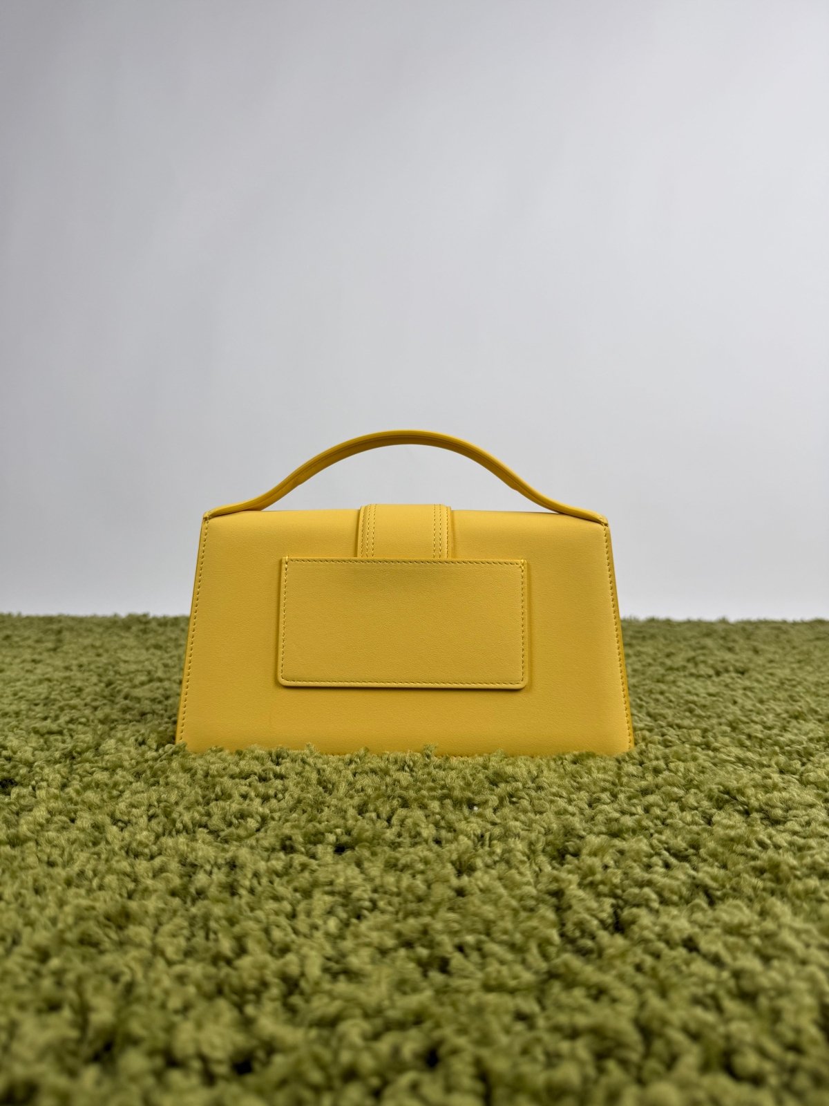 Jacquemus La grande bambino gialla - Second Hand Di Fiore