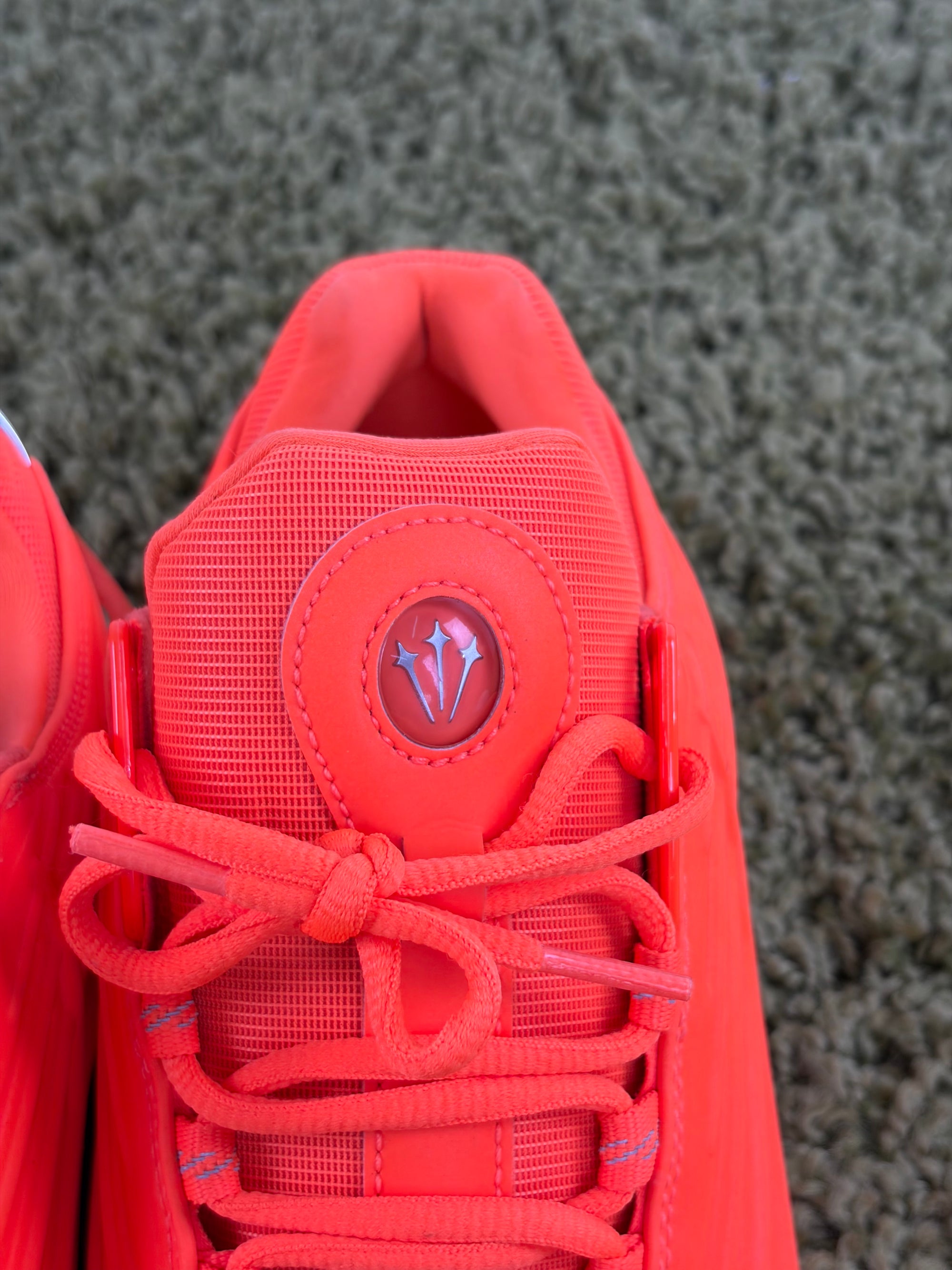 Nike Nocta Size 42 arancioni e argento