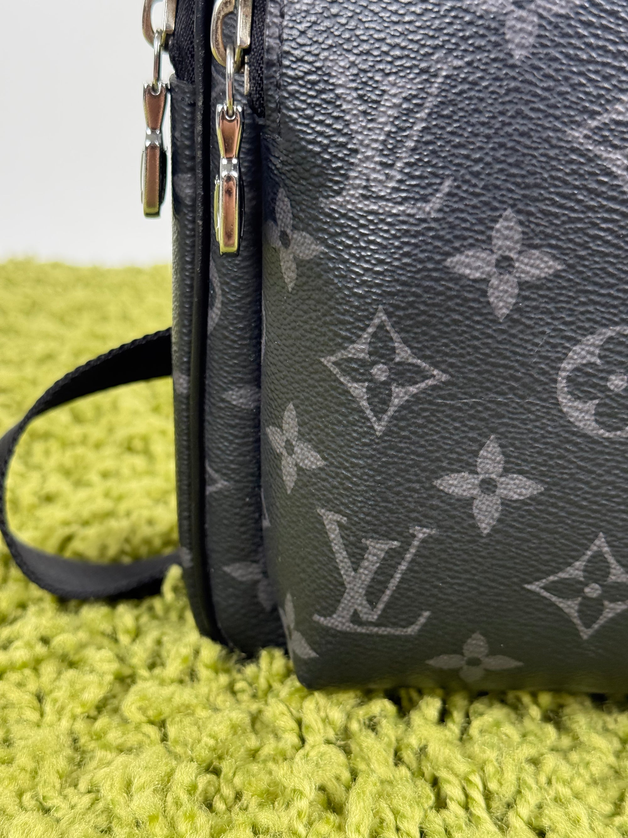 Zaino Monospalla Avenue Louis Vuitton Nero