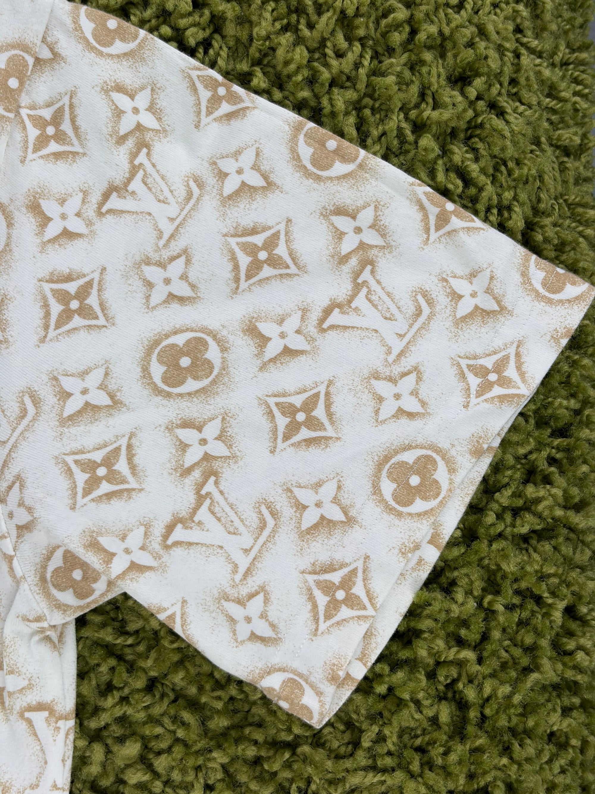 T shirt Louis Vuitton Size L bianca e oro