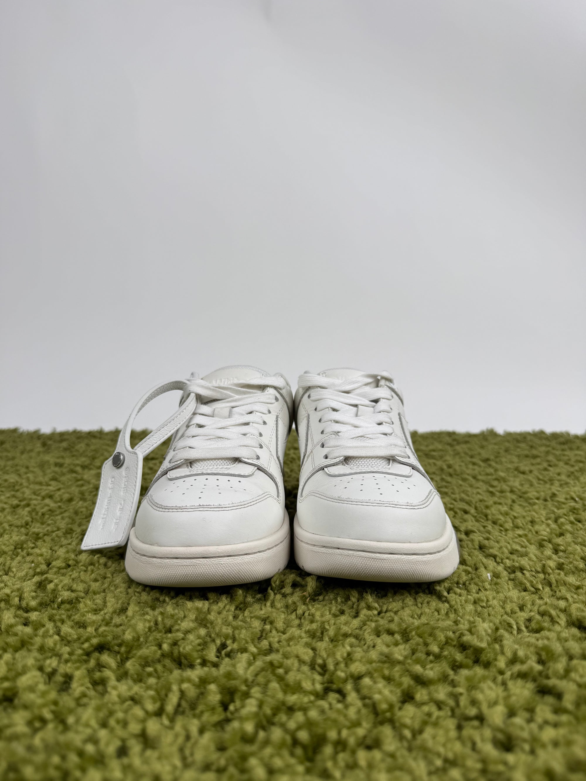Off White Out Of Office 36