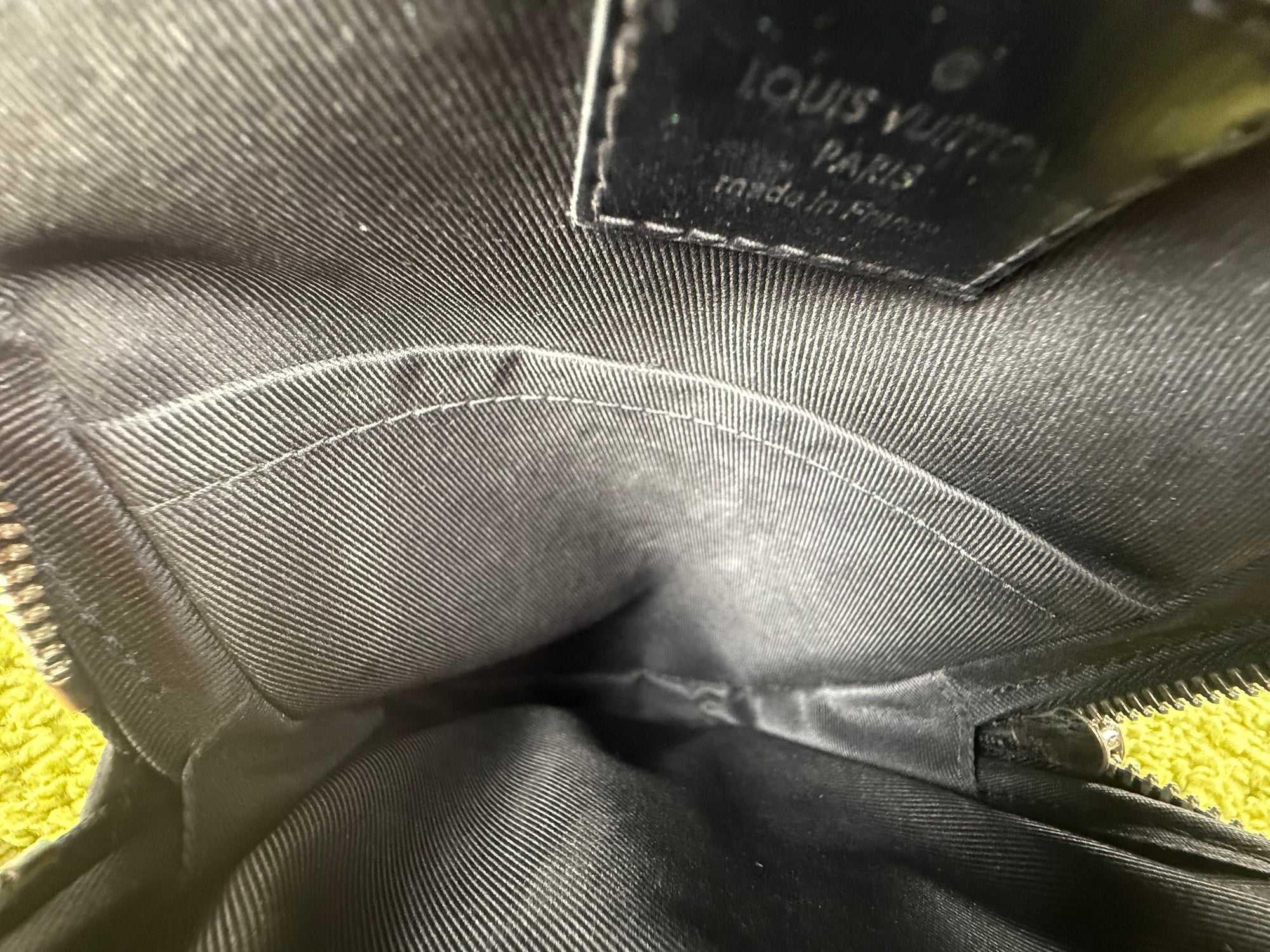 Zaino Monospalla Avenue Louis Vuitton Nero