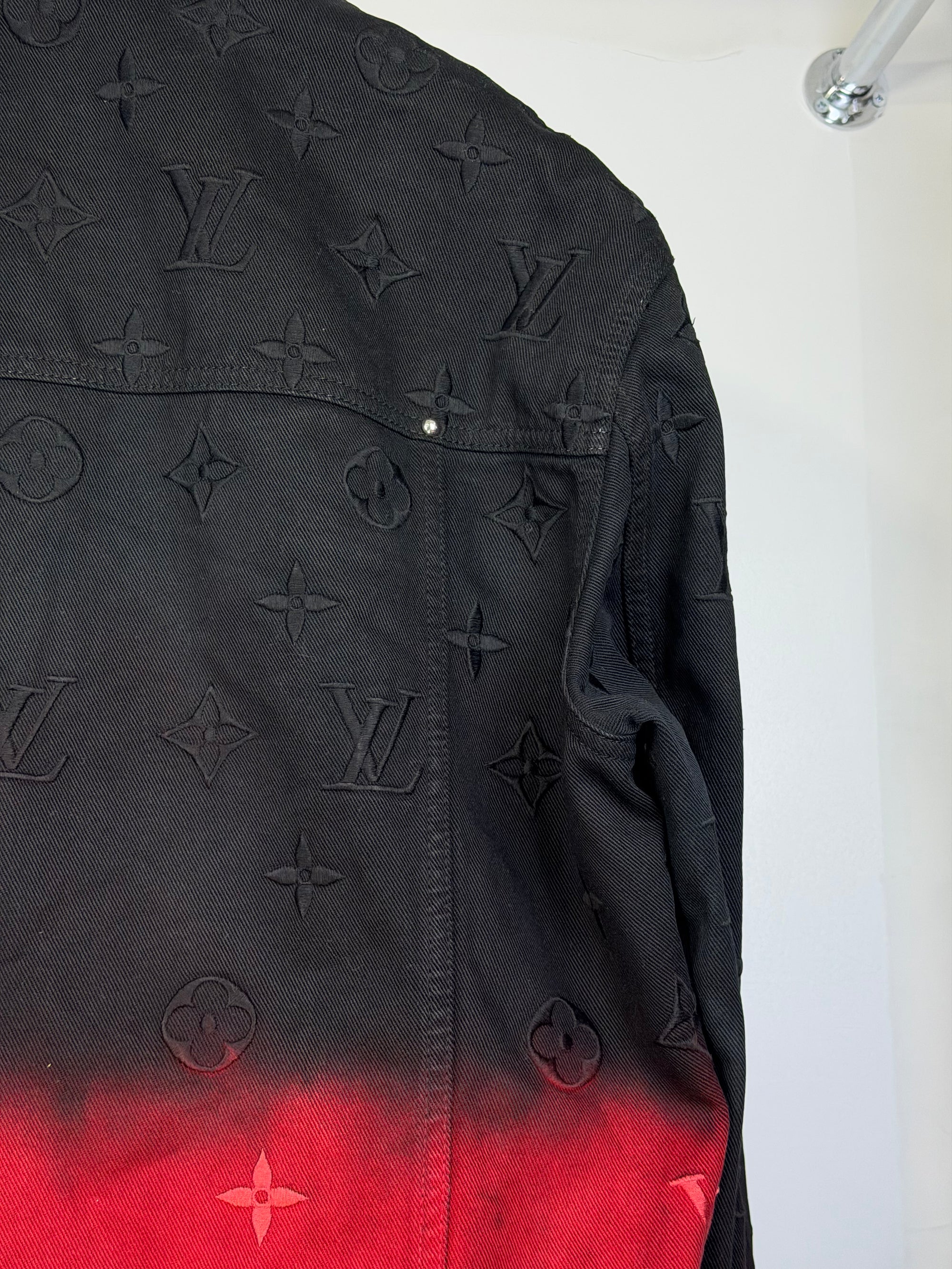 Giacca Louis Vuitton Size 52=XL nera e rossa