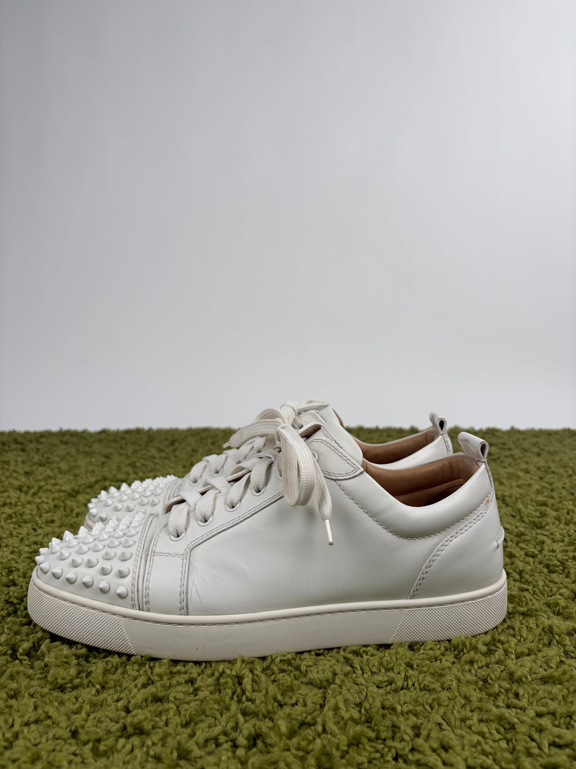 Louboutin basse Size 44 bianche