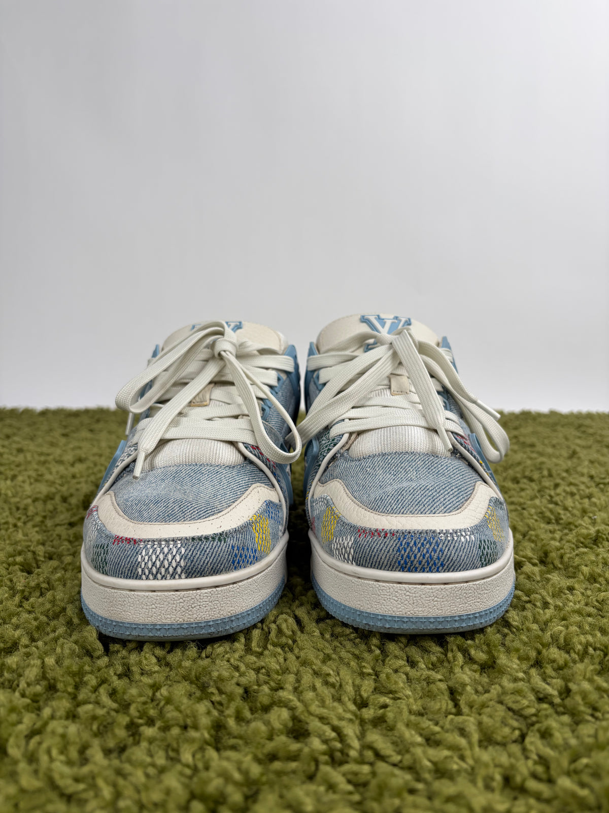 Louis Vuitton Trainer in Denim azzurra 6