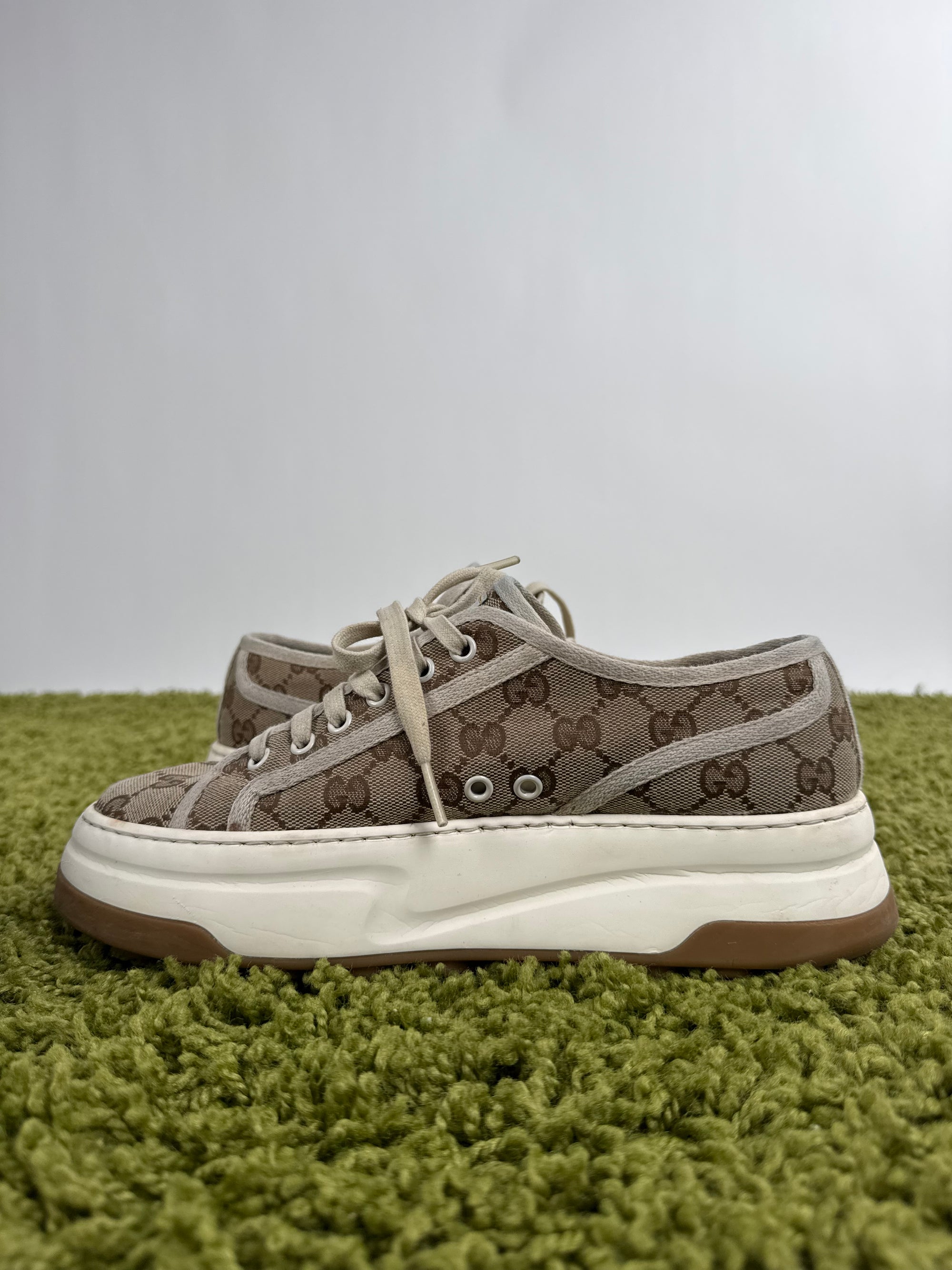 Gucci Tennis Platform Beige 6
