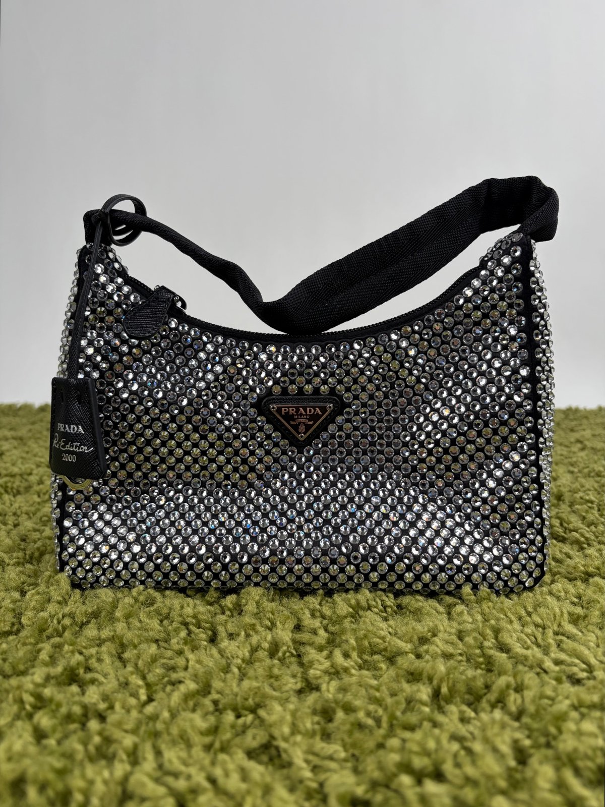Borsa Prada Re Edition Nera con Cristalli - Second Hand Di Fiore