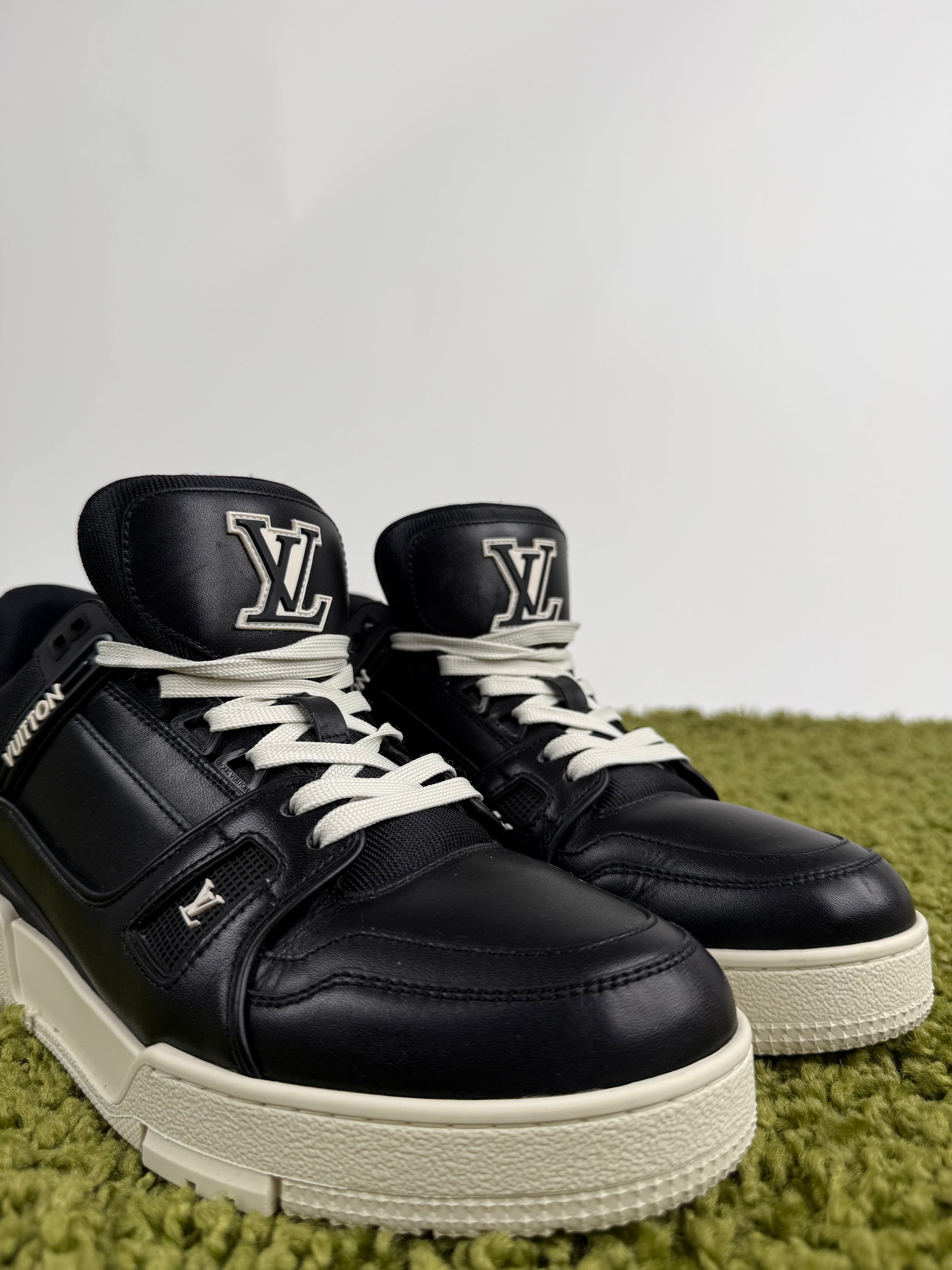Louis Vuitton Trainer 40 veste 41